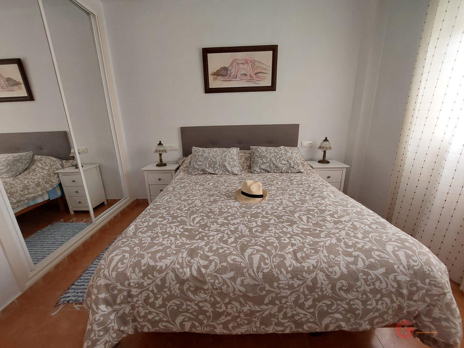 For sale of chalet in Salobreña