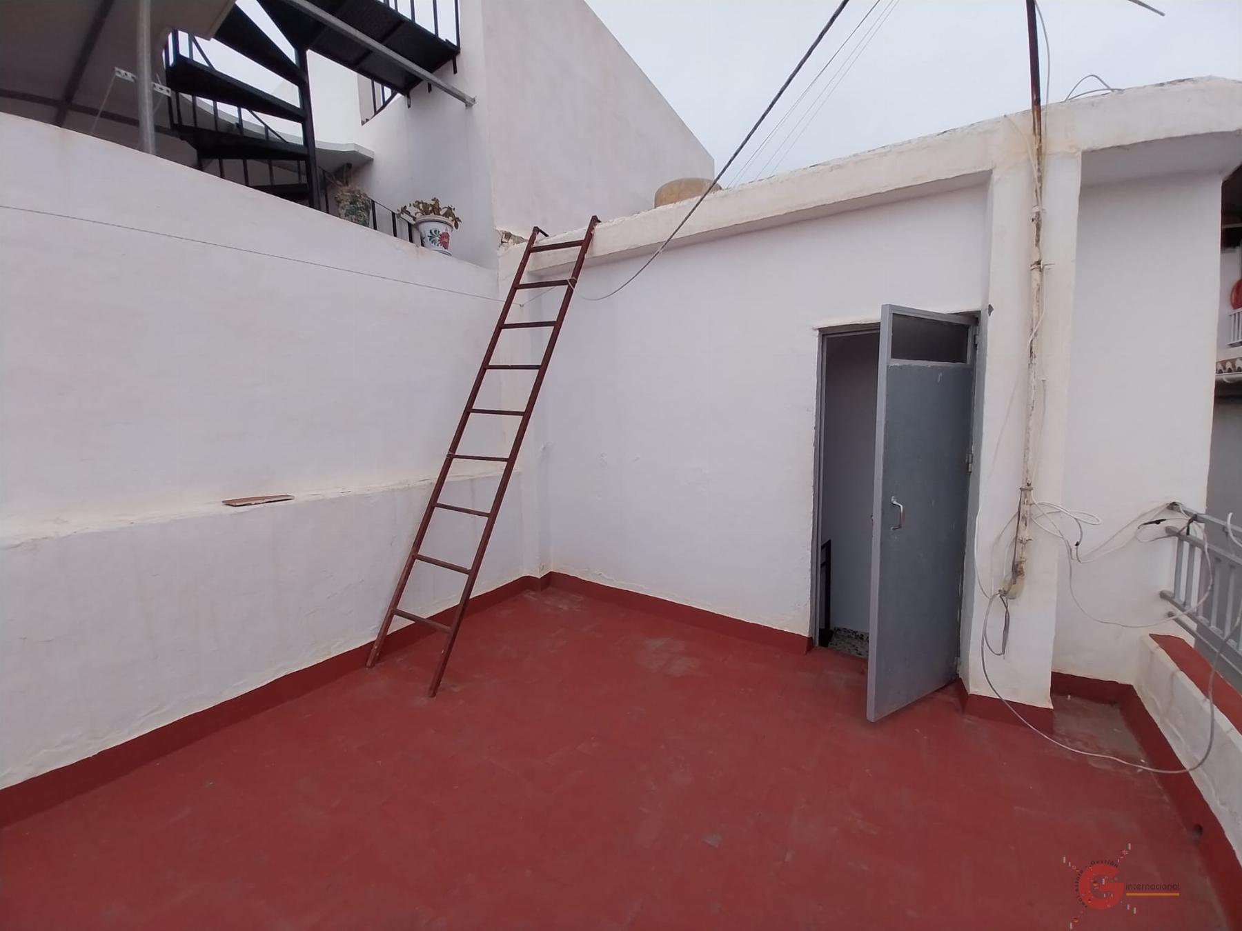 For sale of house in Molvízar