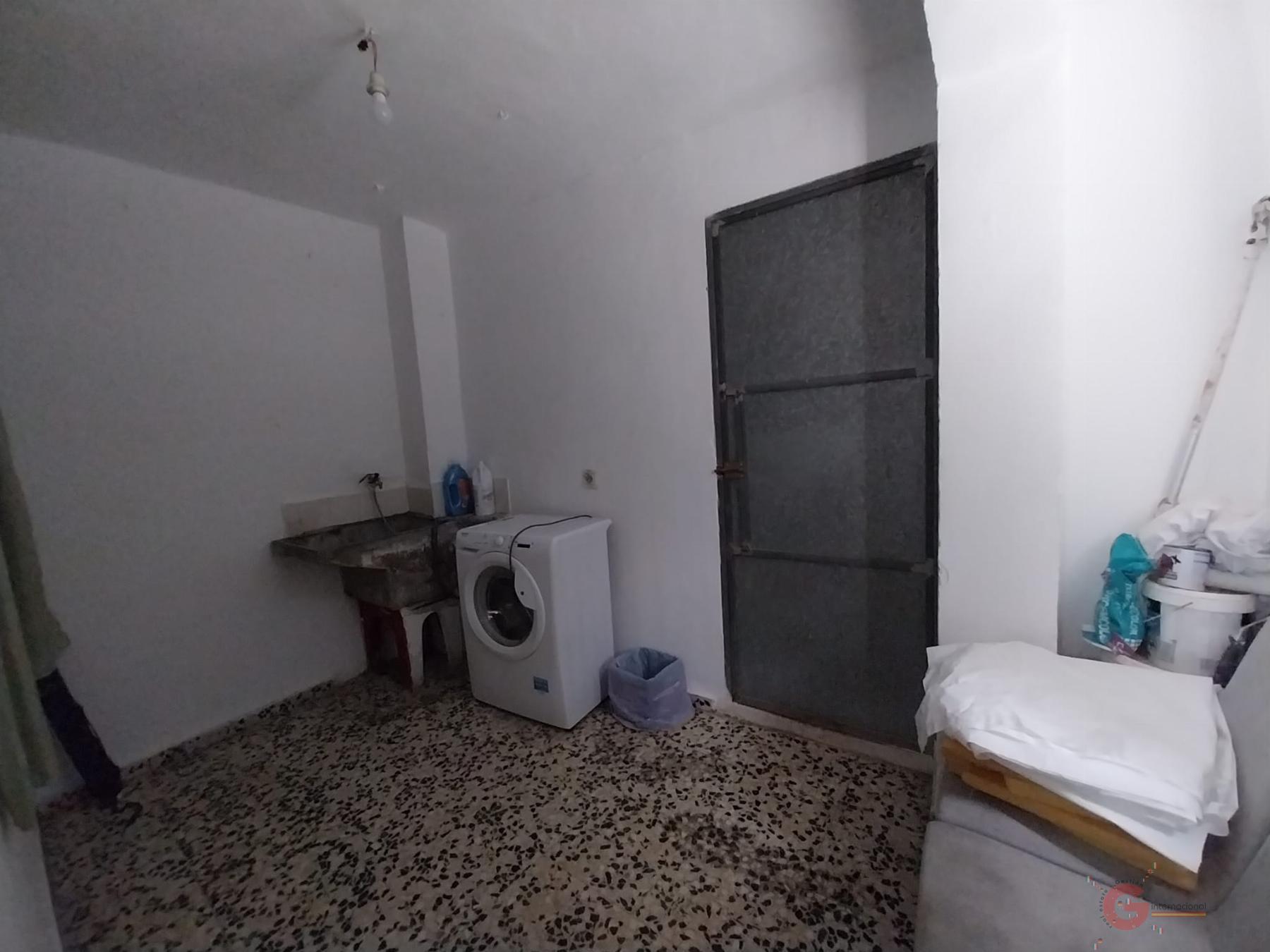 For sale of house in Molvízar