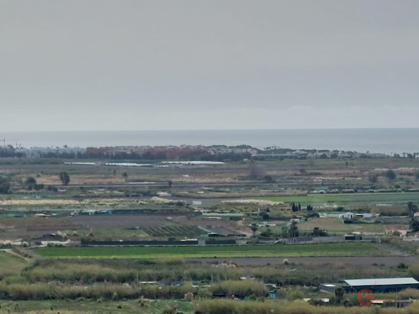 Venta de casa en Salobreña