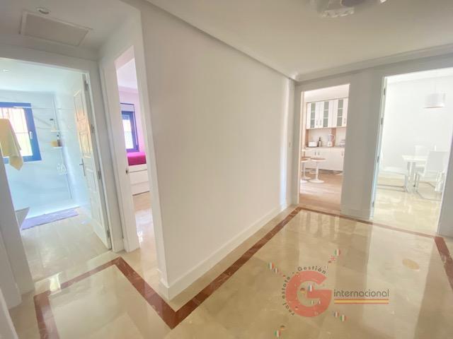 For sale of flat in Almuñécar