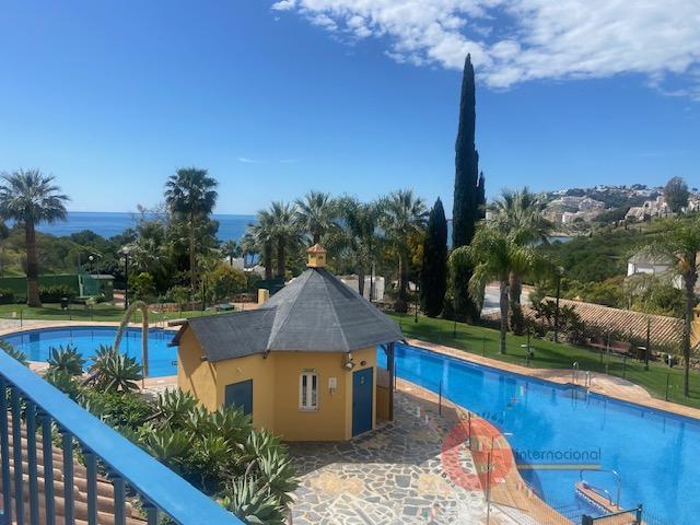 For sale of flat in Almuñécar