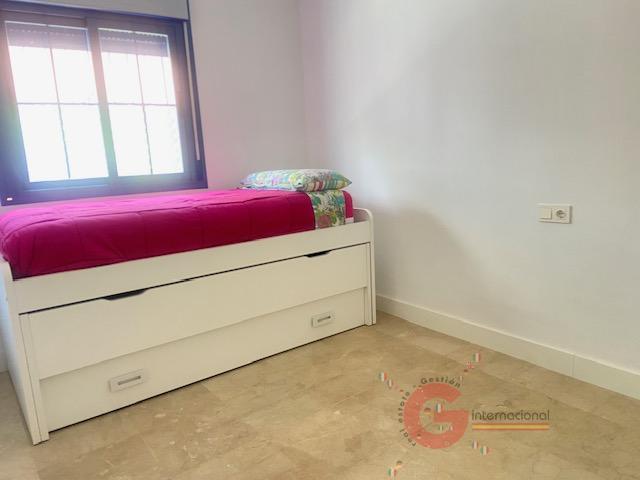 For sale of flat in Almuñécar