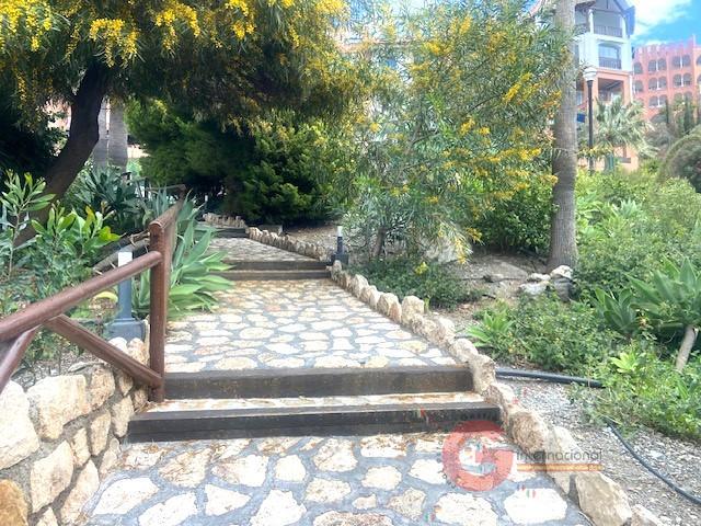 For sale of flat in Almuñécar