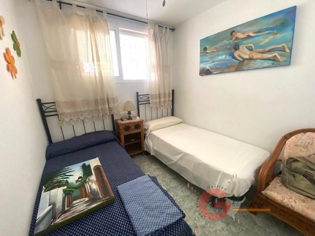 For sale of apartment in Almuñécar