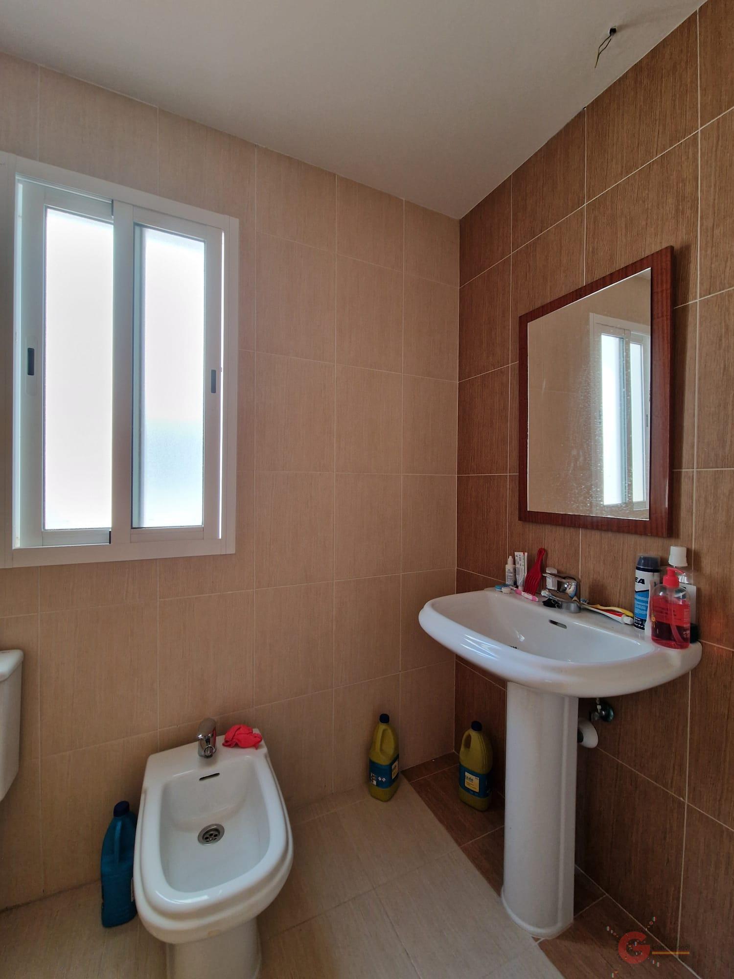 For sale of flat in Itrabo