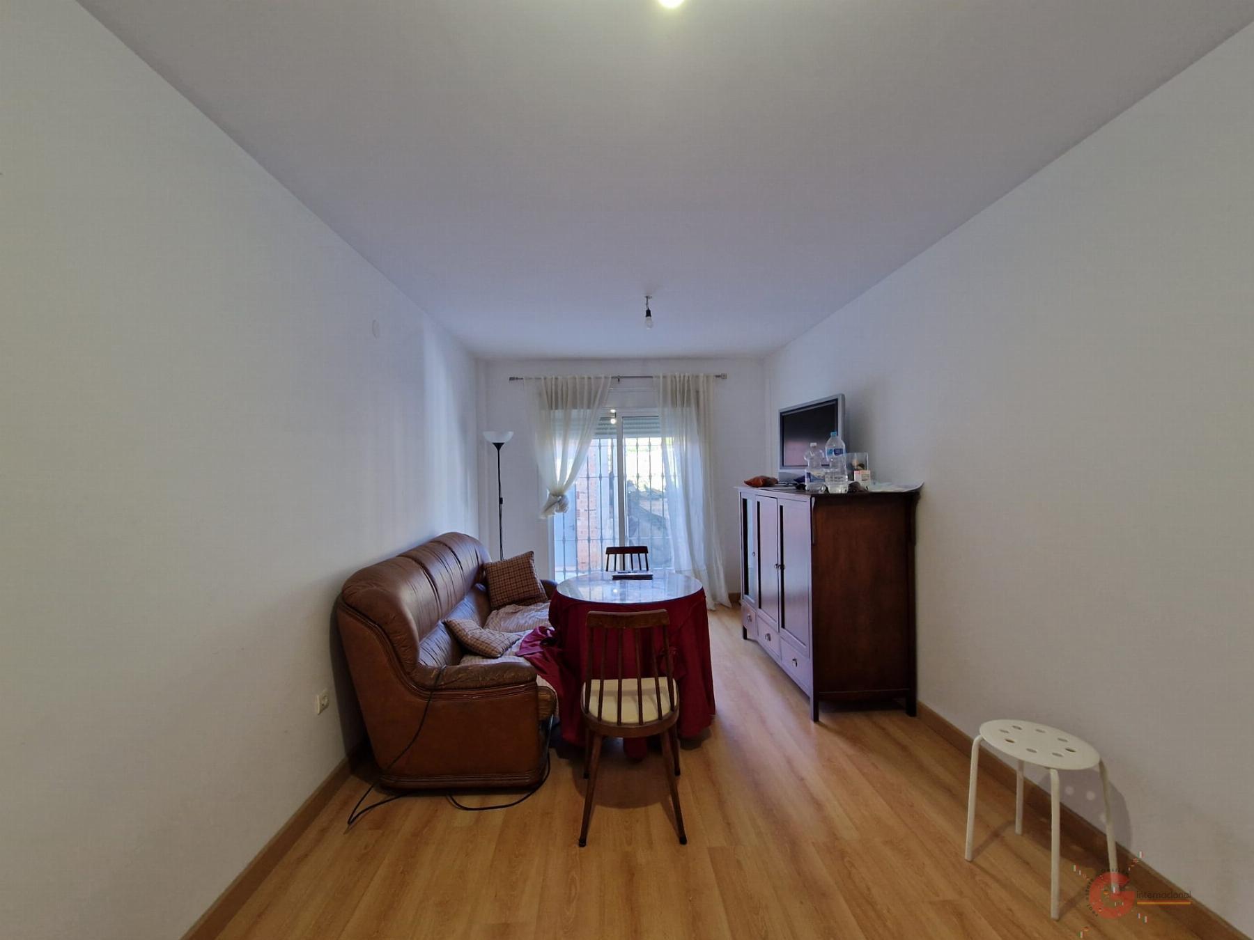For sale of flat in Itrabo
