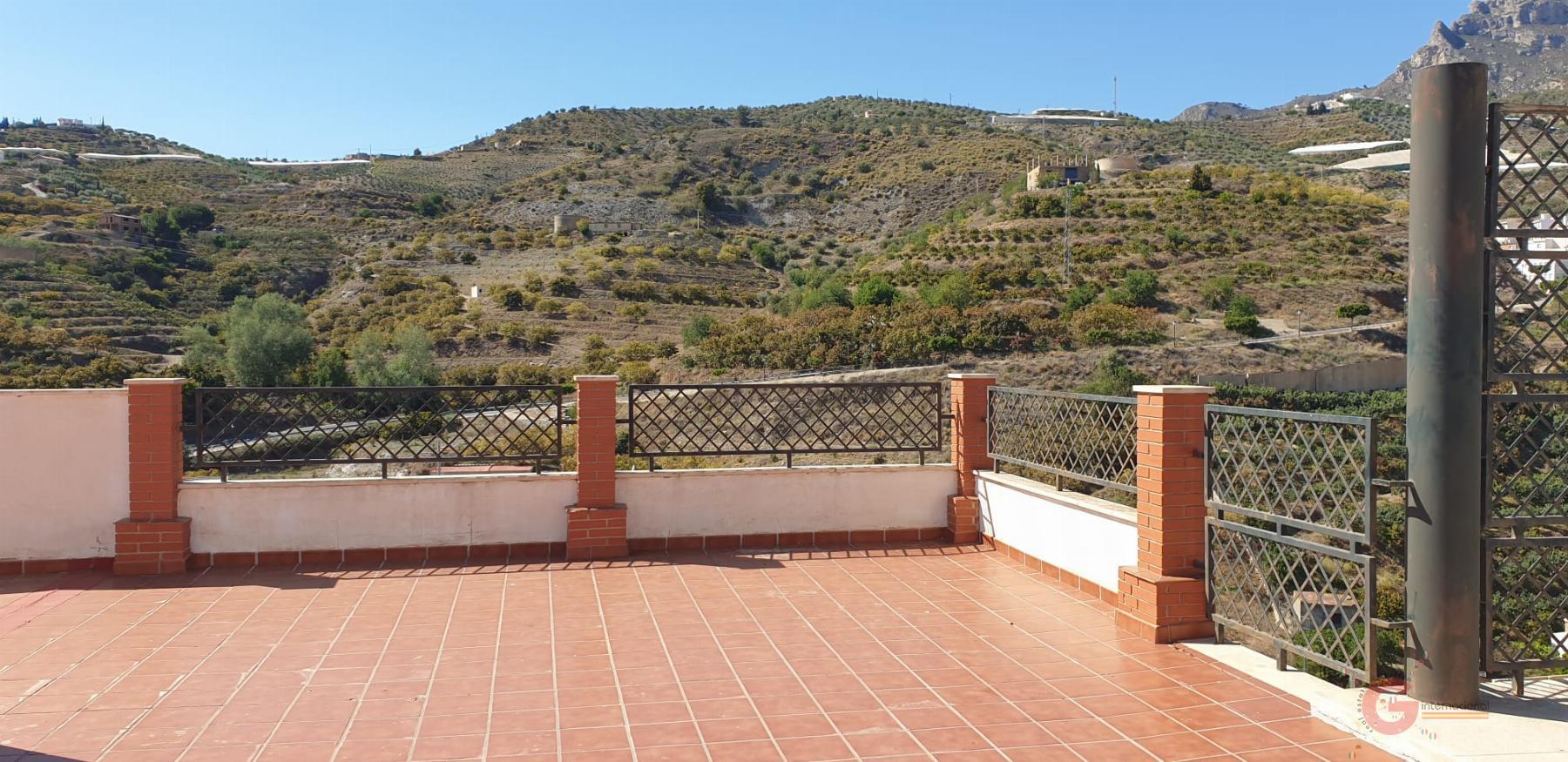 For sale of flat in Itrabo