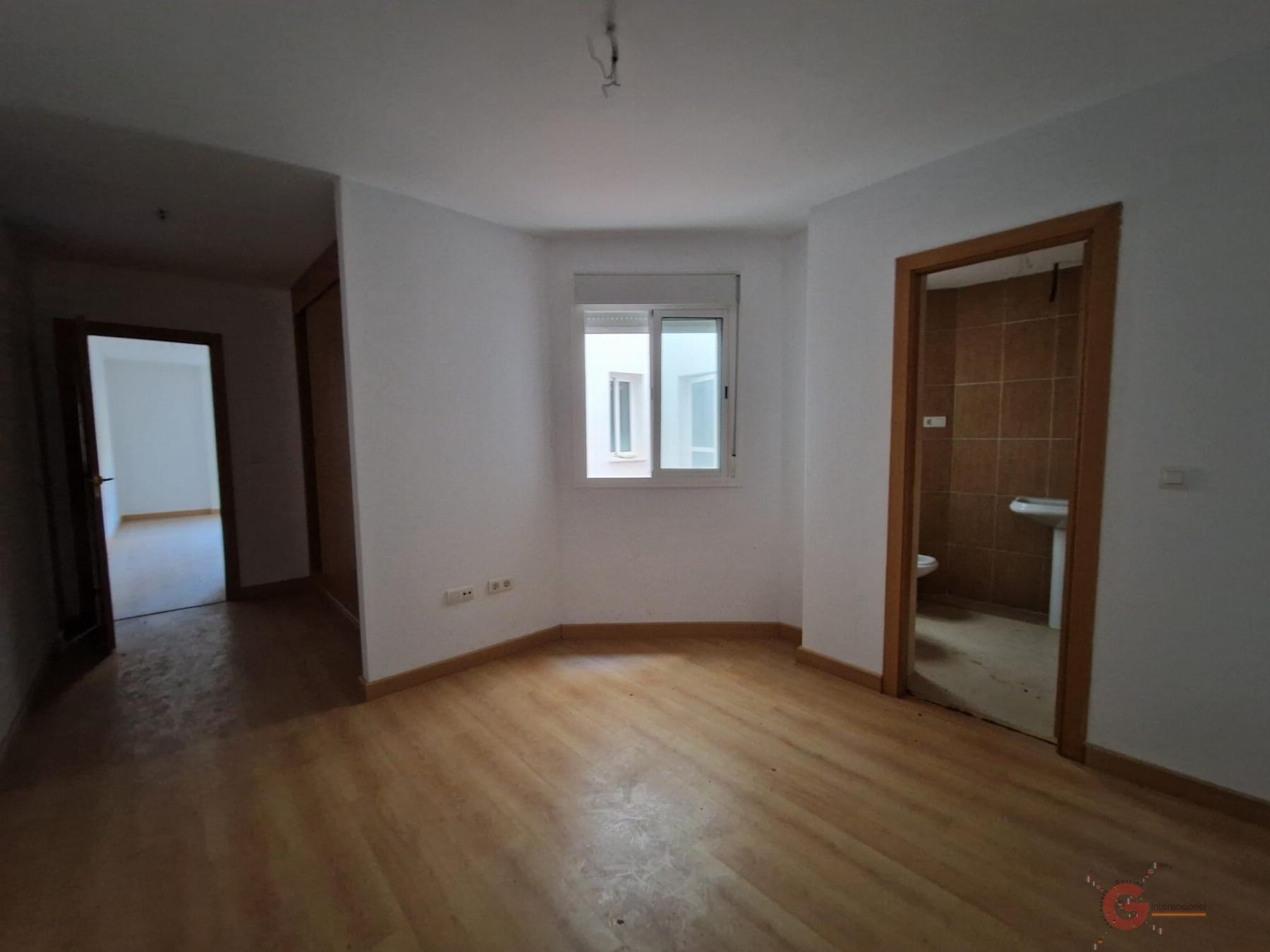 For sale of flat in Itrabo