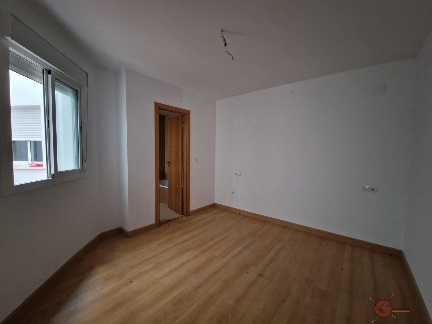 For sale of flat in Itrabo