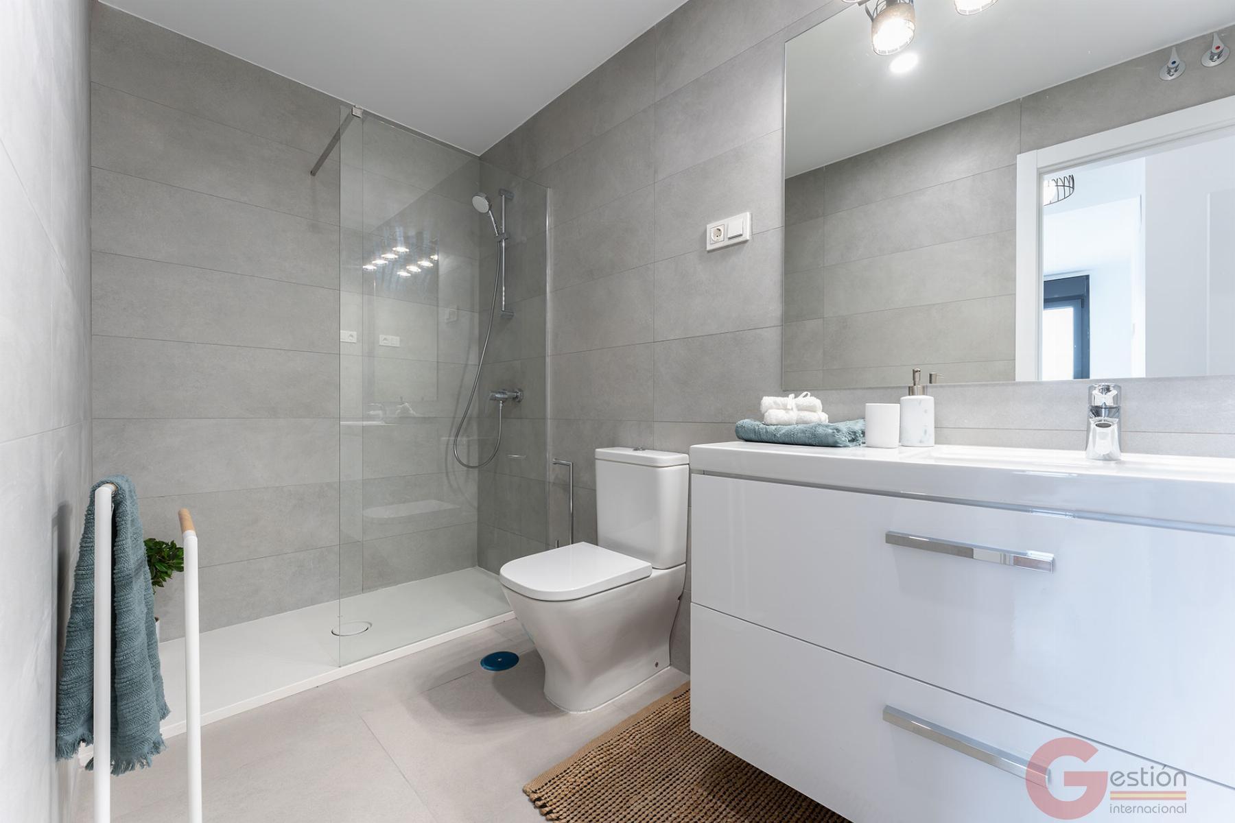 For sale of apartment in Málaga