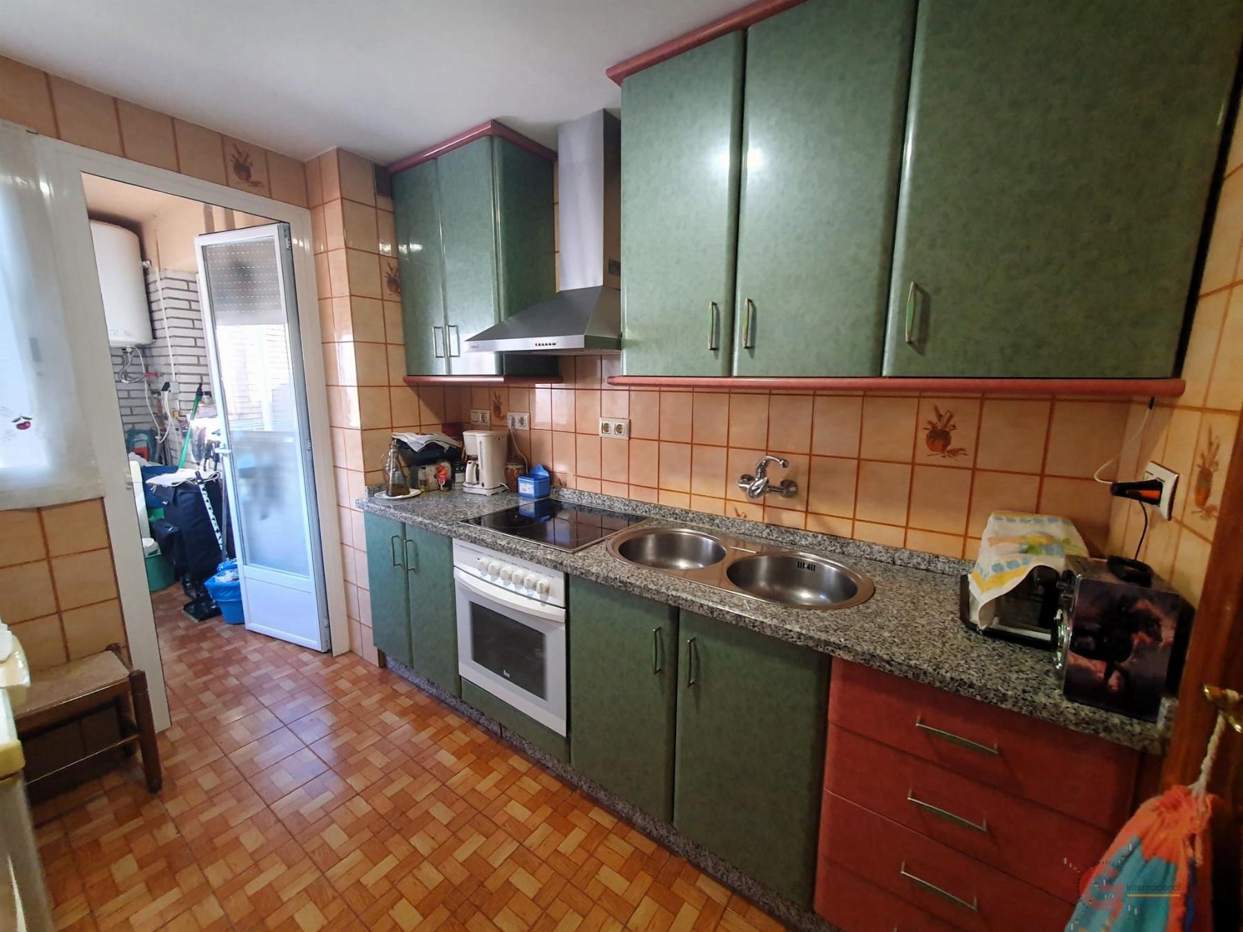 For sale of flat in Motril
