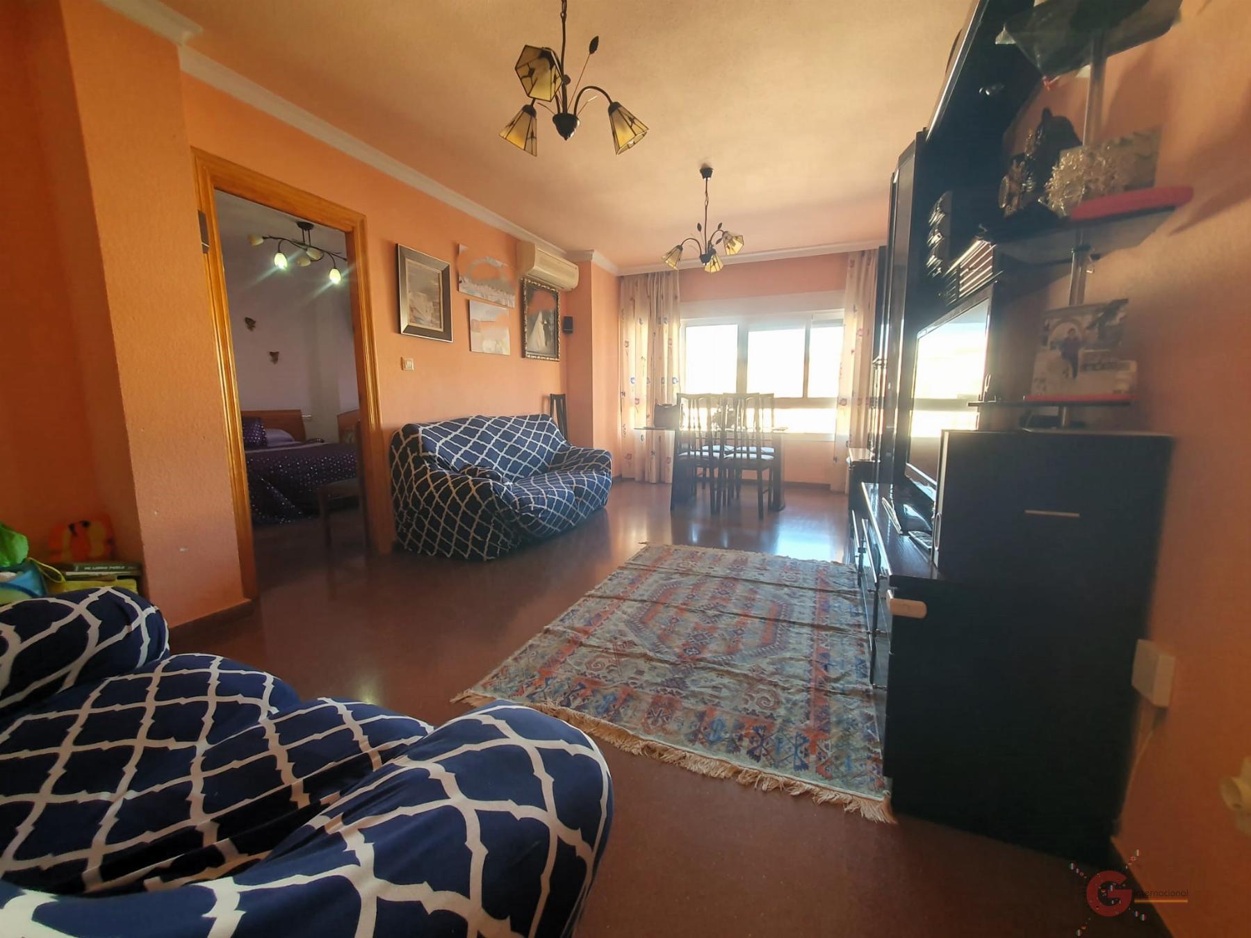 For sale of flat in Motril