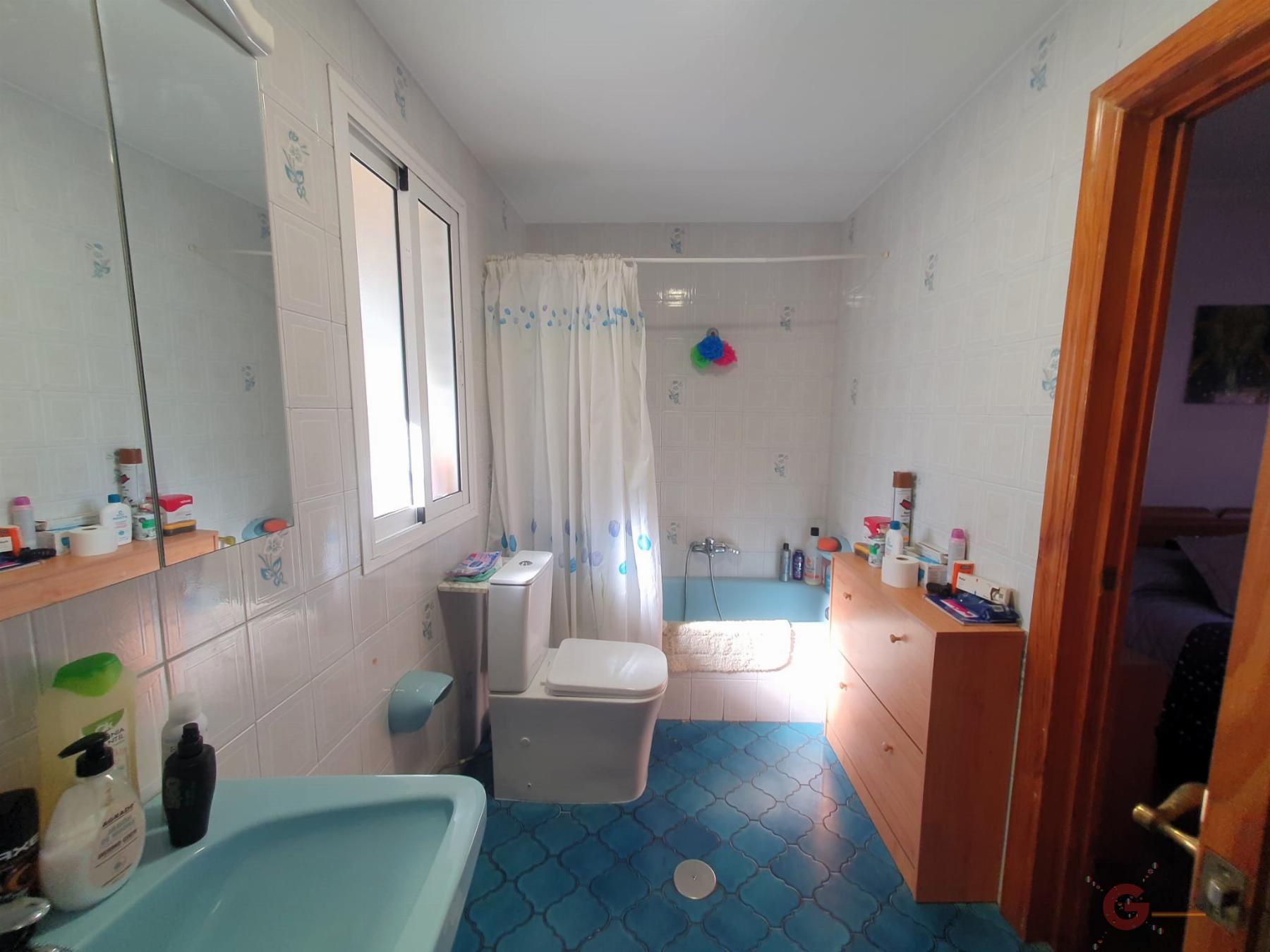 For sale of flat in Motril