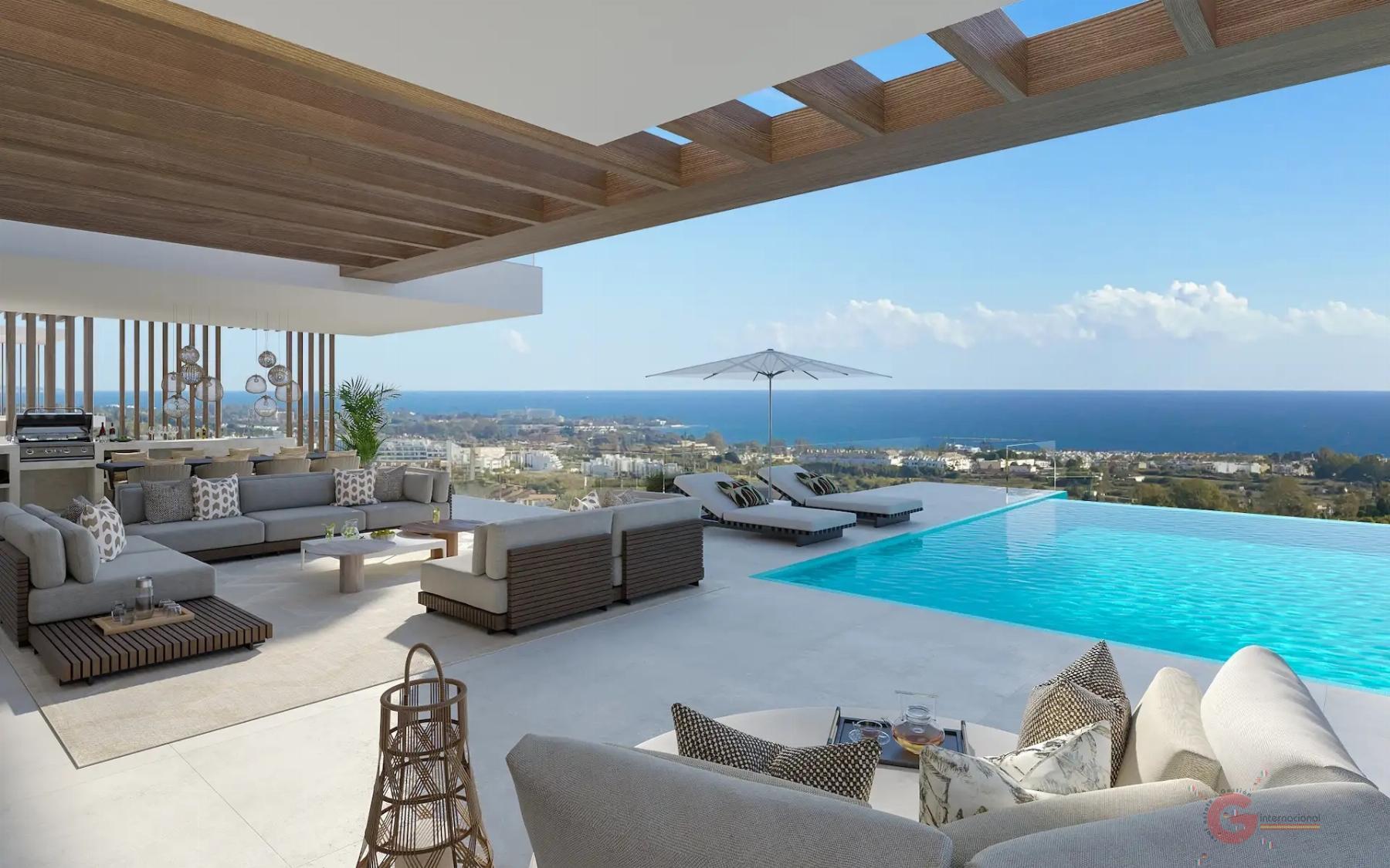 For sale of villa in Estepona