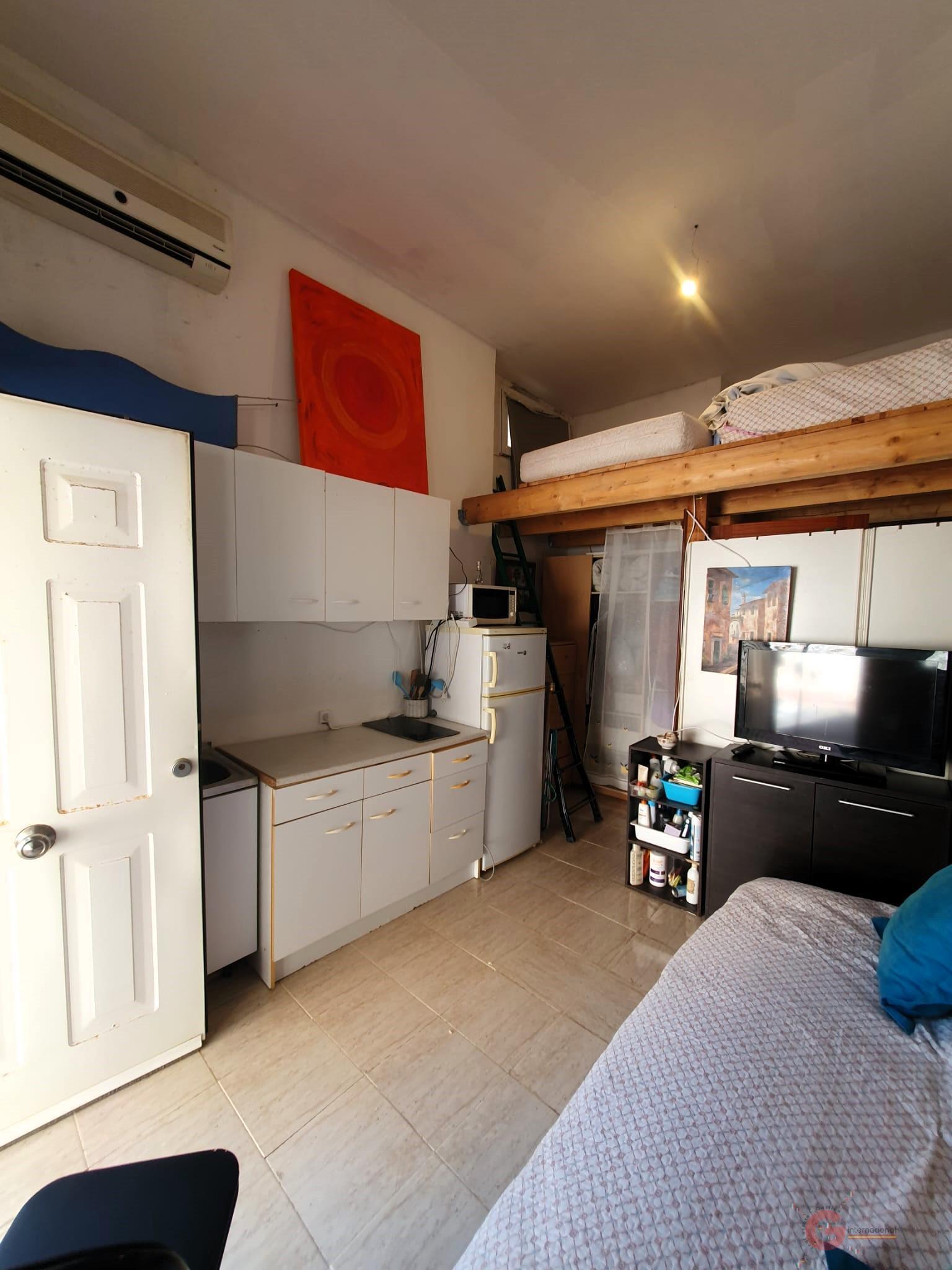 For sale of house in Torrenueva