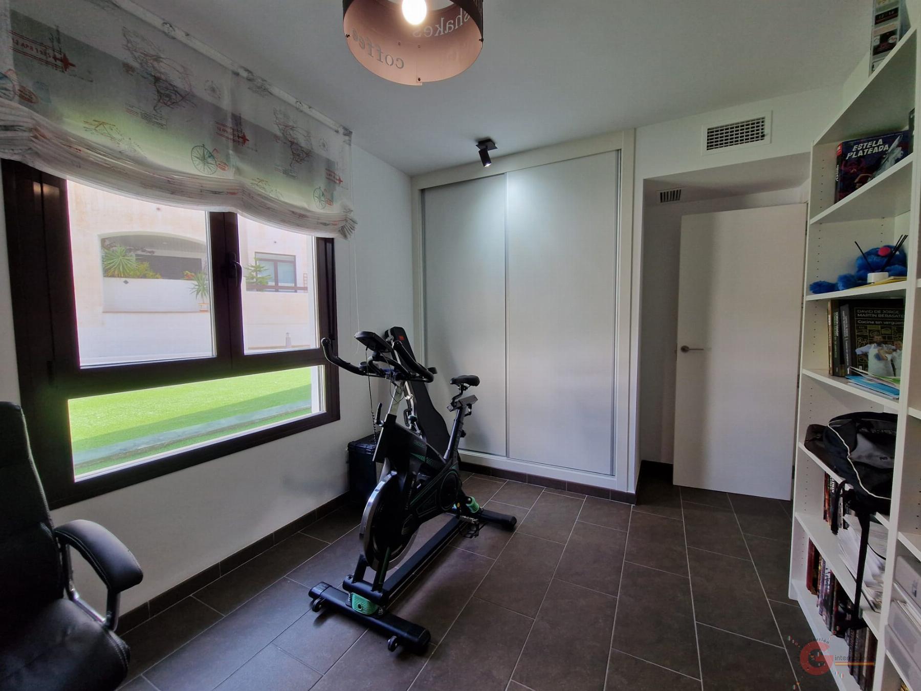 Venta de piso en Salobreña