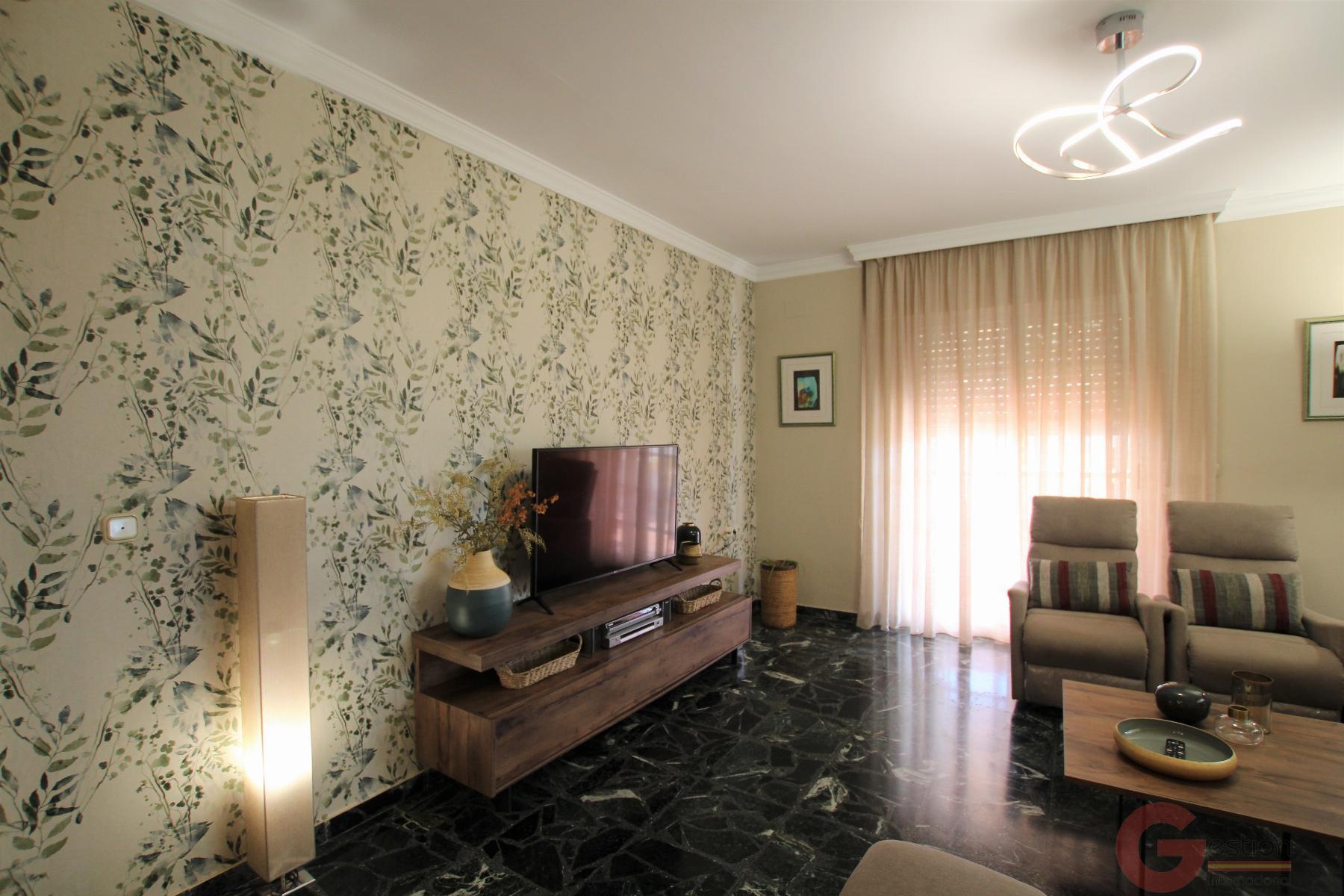 Venta de finca rústica en Molvízar