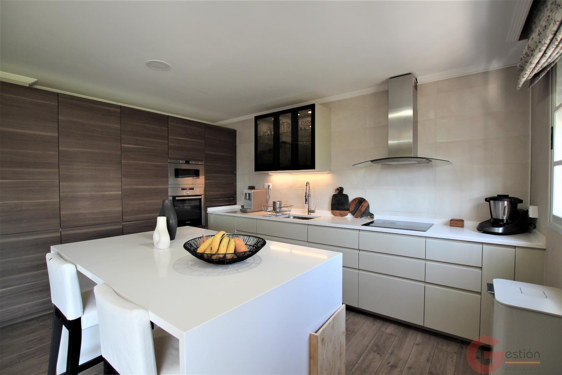 Venta de finca rústica en Molvízar