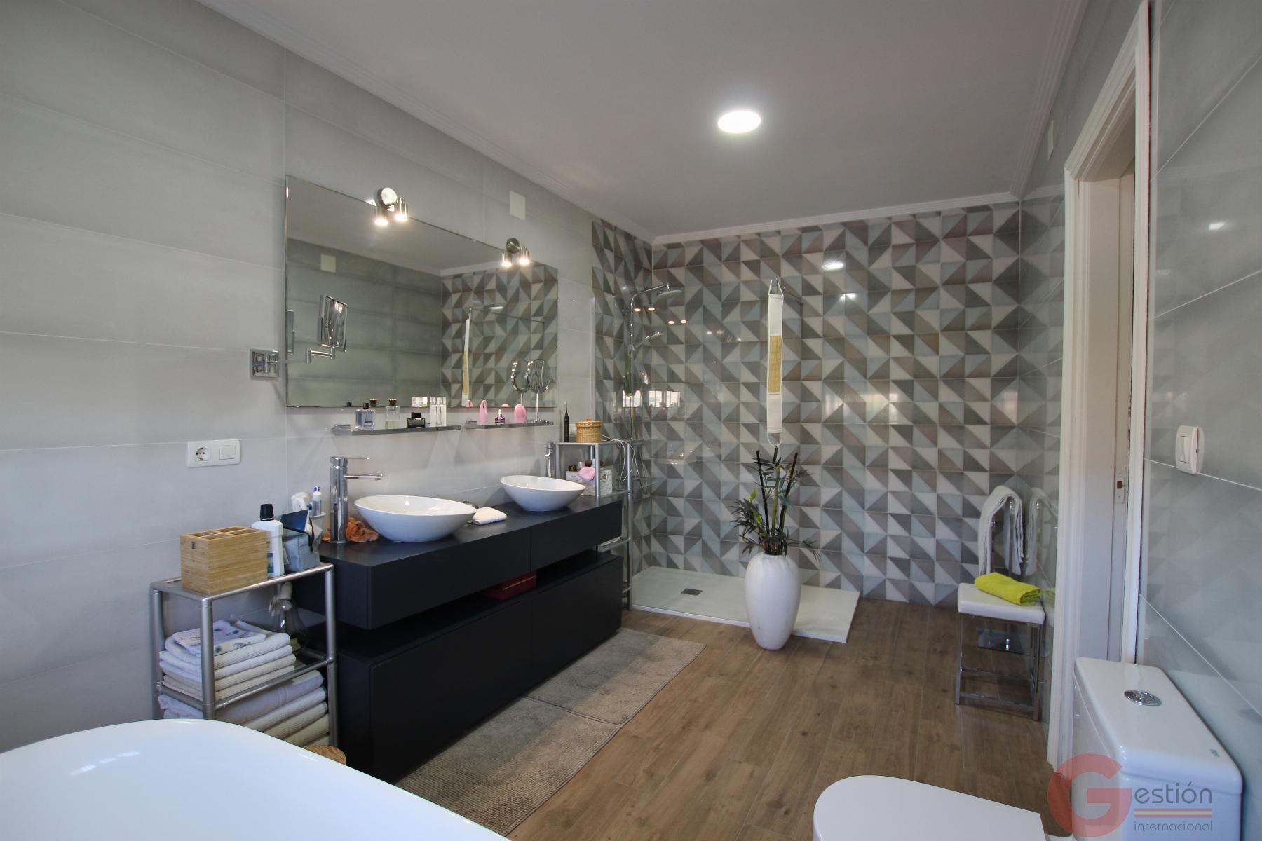 Venta de finca rústica en Molvízar