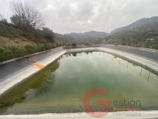 For sale of rural property in Otívar