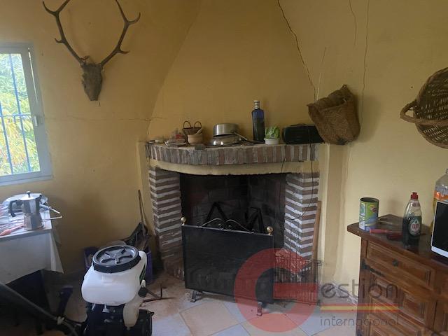 For sale of rural property in Otívar