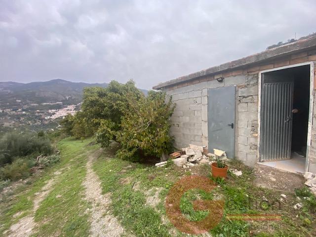 For sale of rural property in Otívar