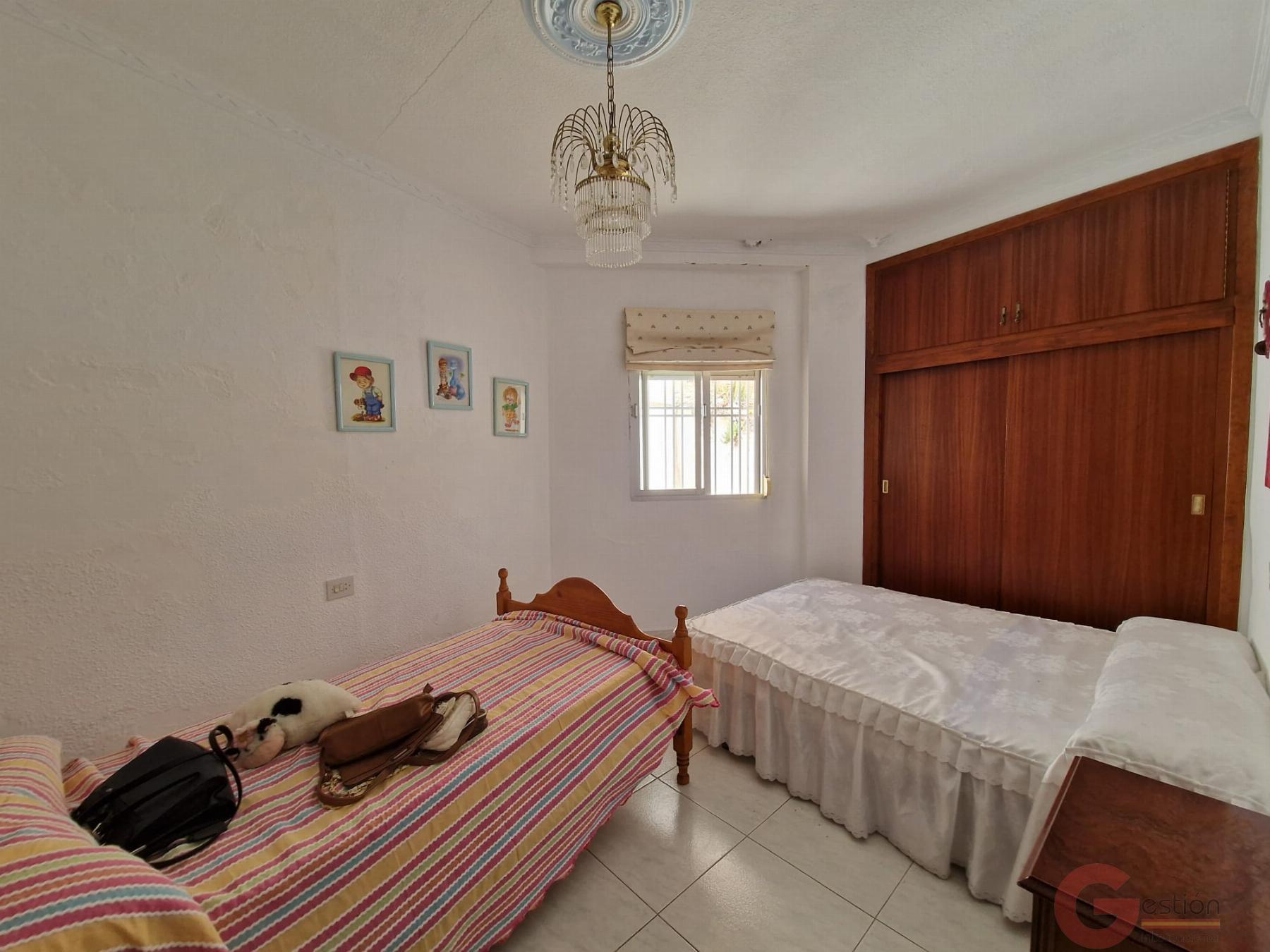 For sale of house in Molvízar