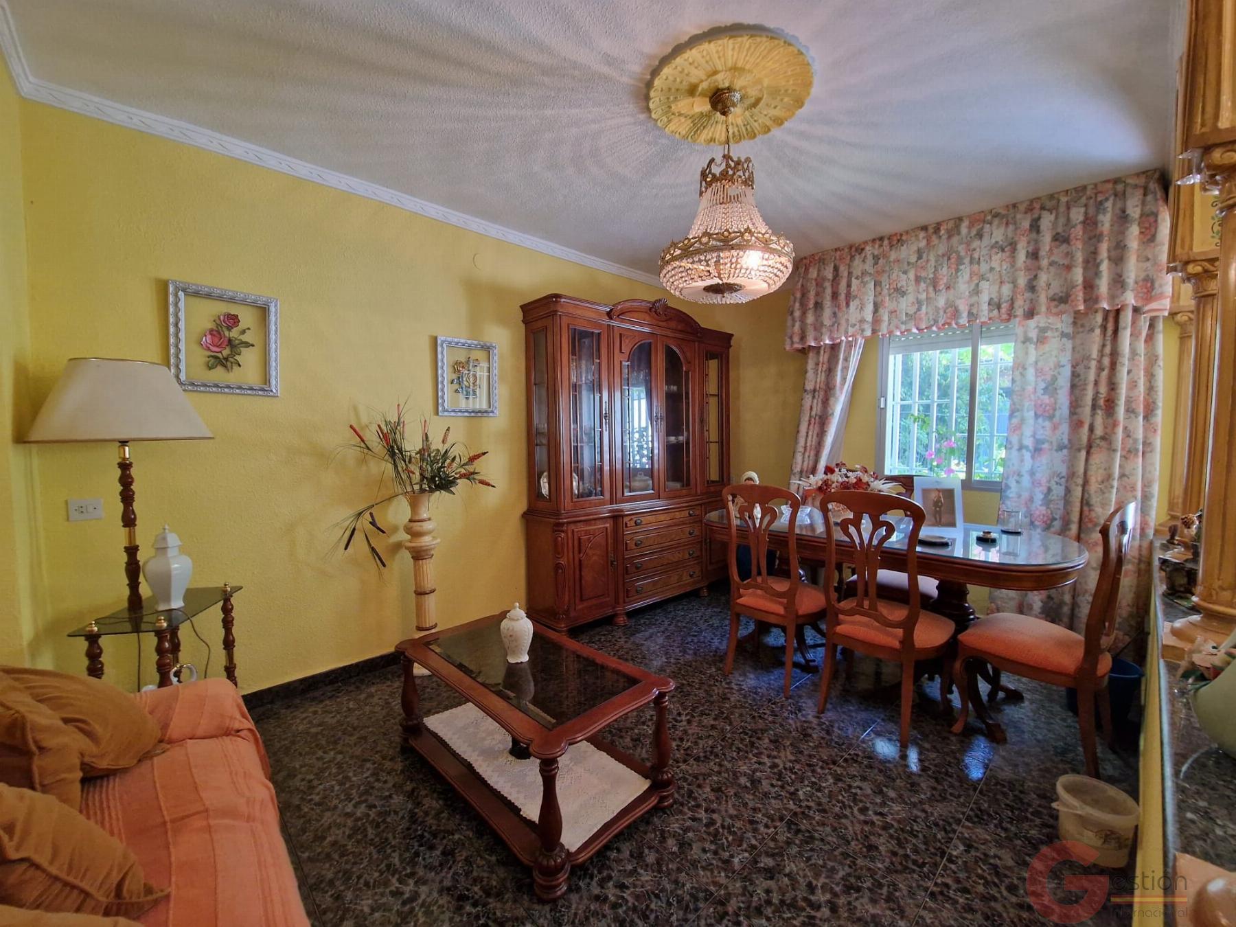 For sale of house in Molvízar