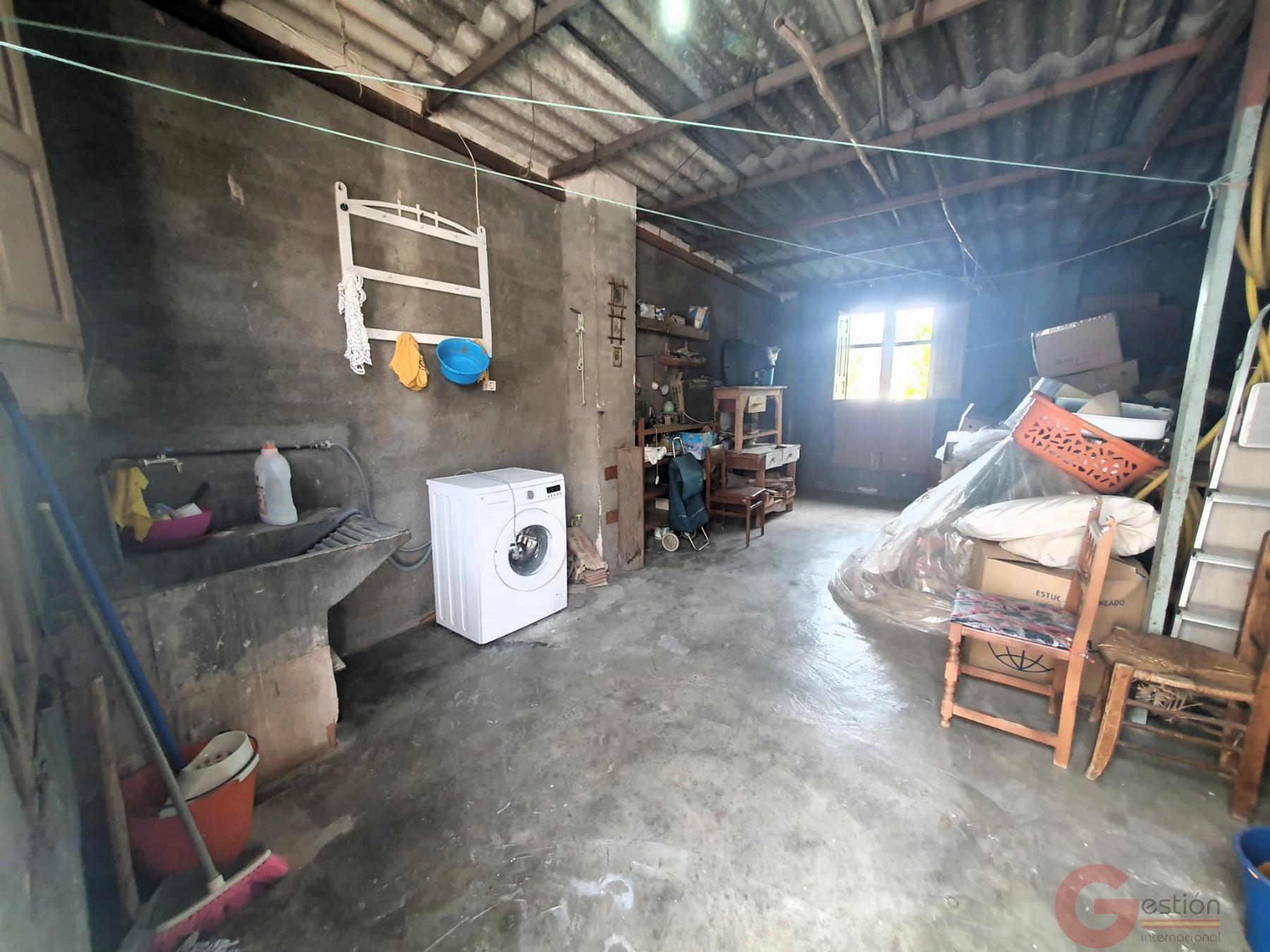 For sale of flat in Lanjarón