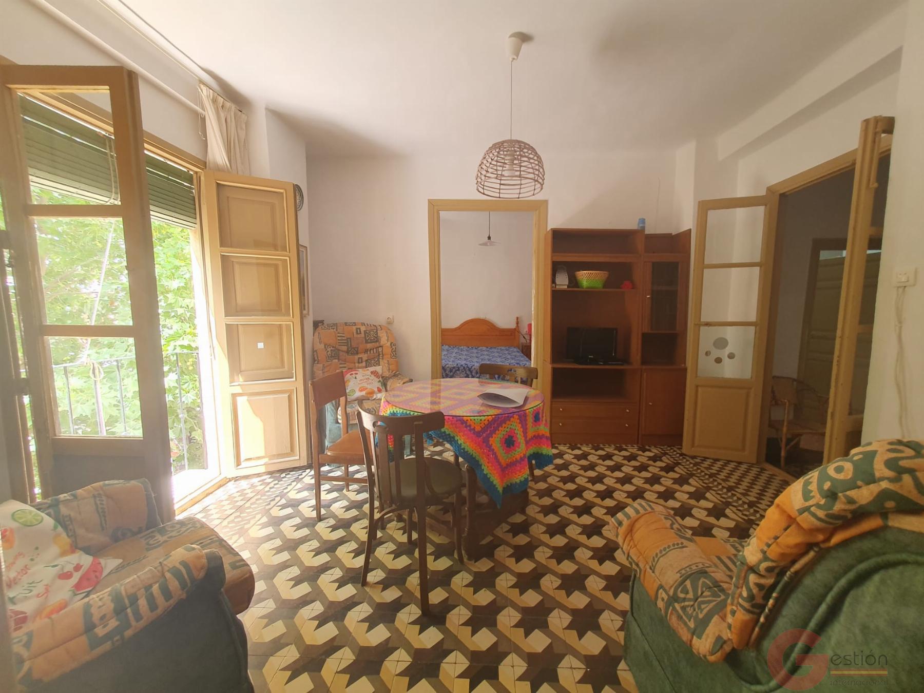For sale of flat in Lanjarón