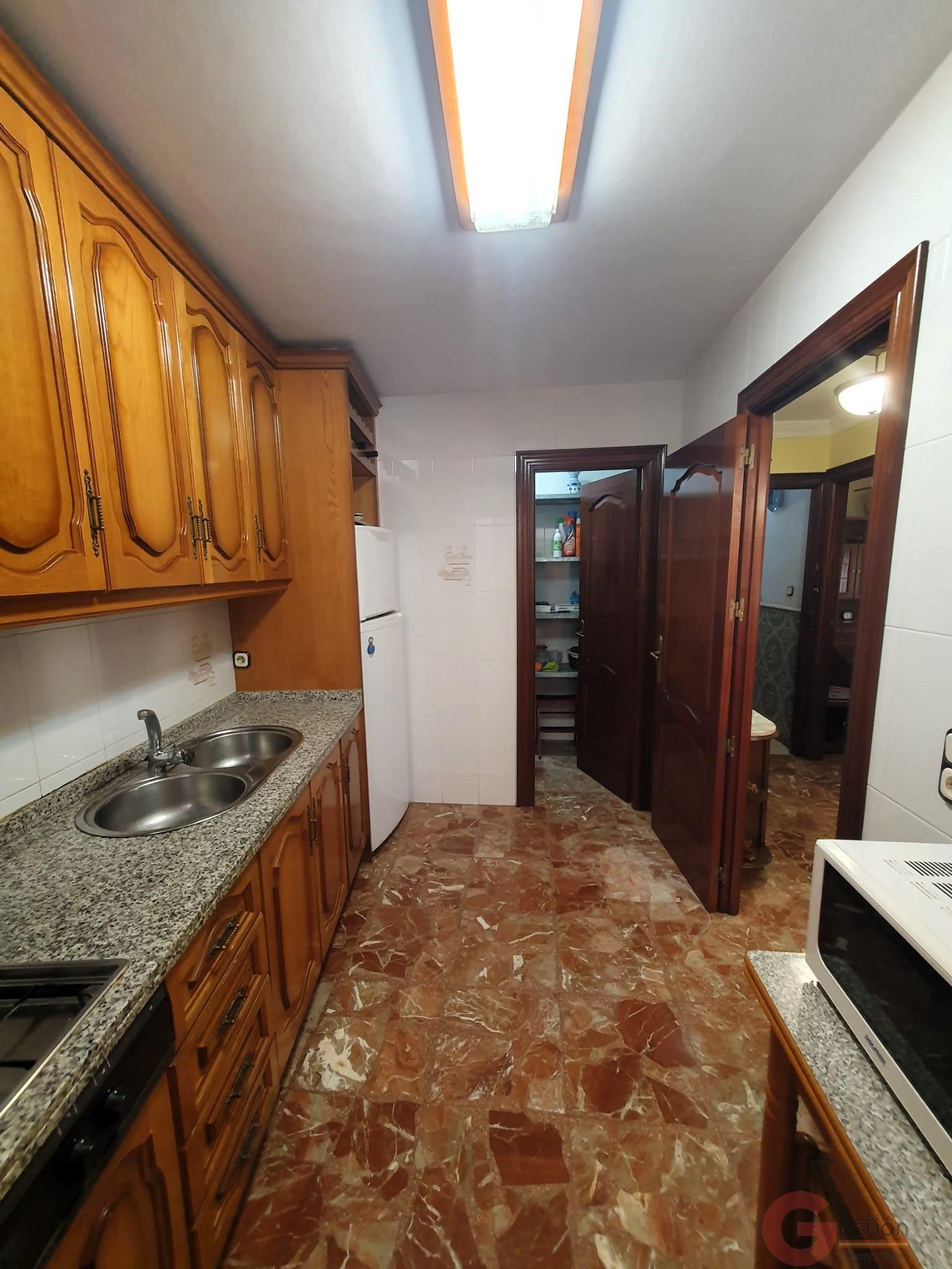 For sale of flat in Lanjarón