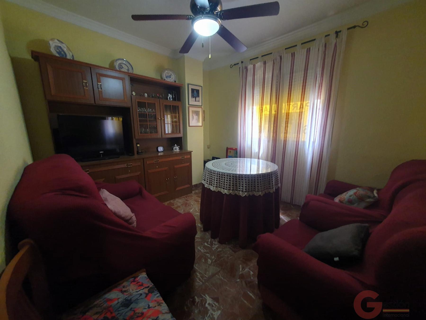 For sale of flat in Lanjarón