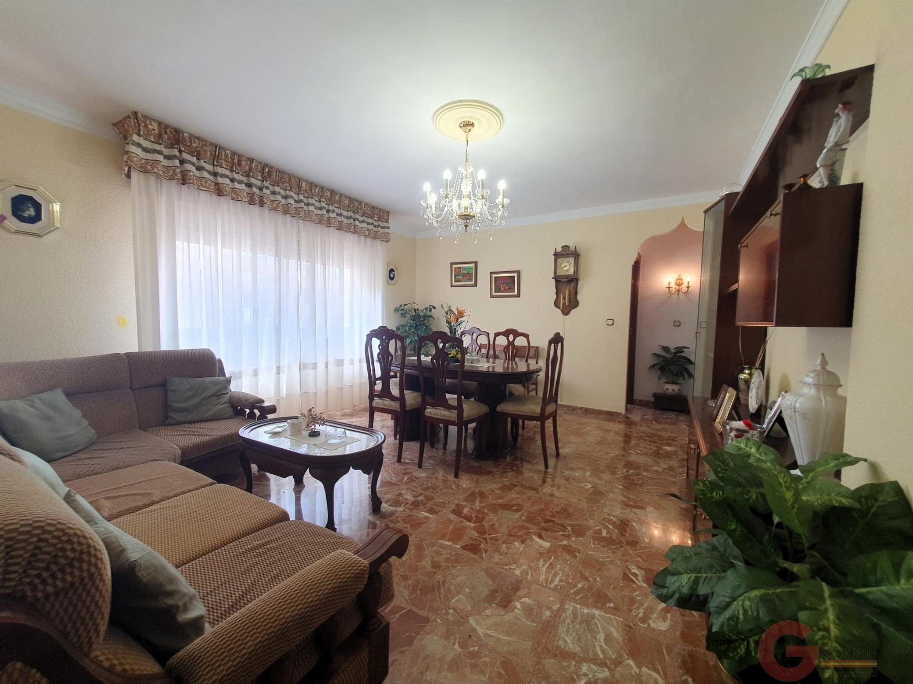For sale of flat in Lanjarón