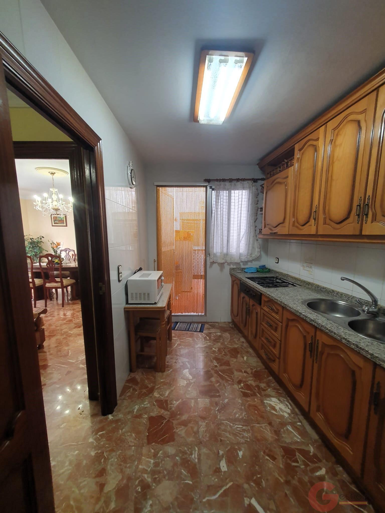 For sale of flat in Lanjarón