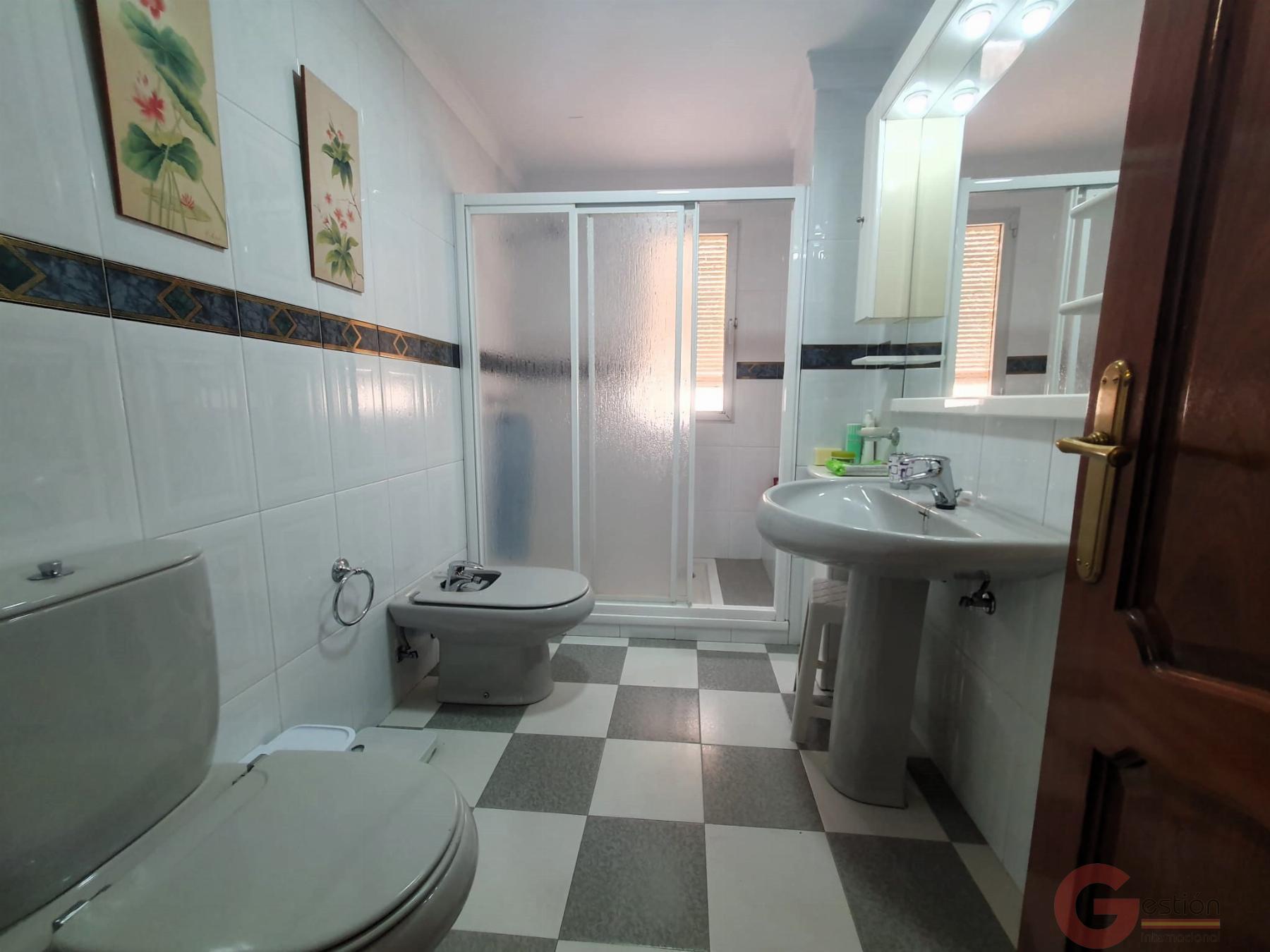 For sale of flat in Lanjarón