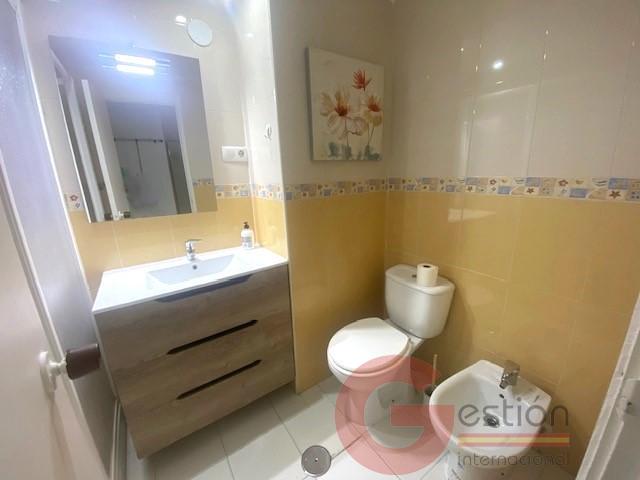 For sale of apartment in Almuñécar