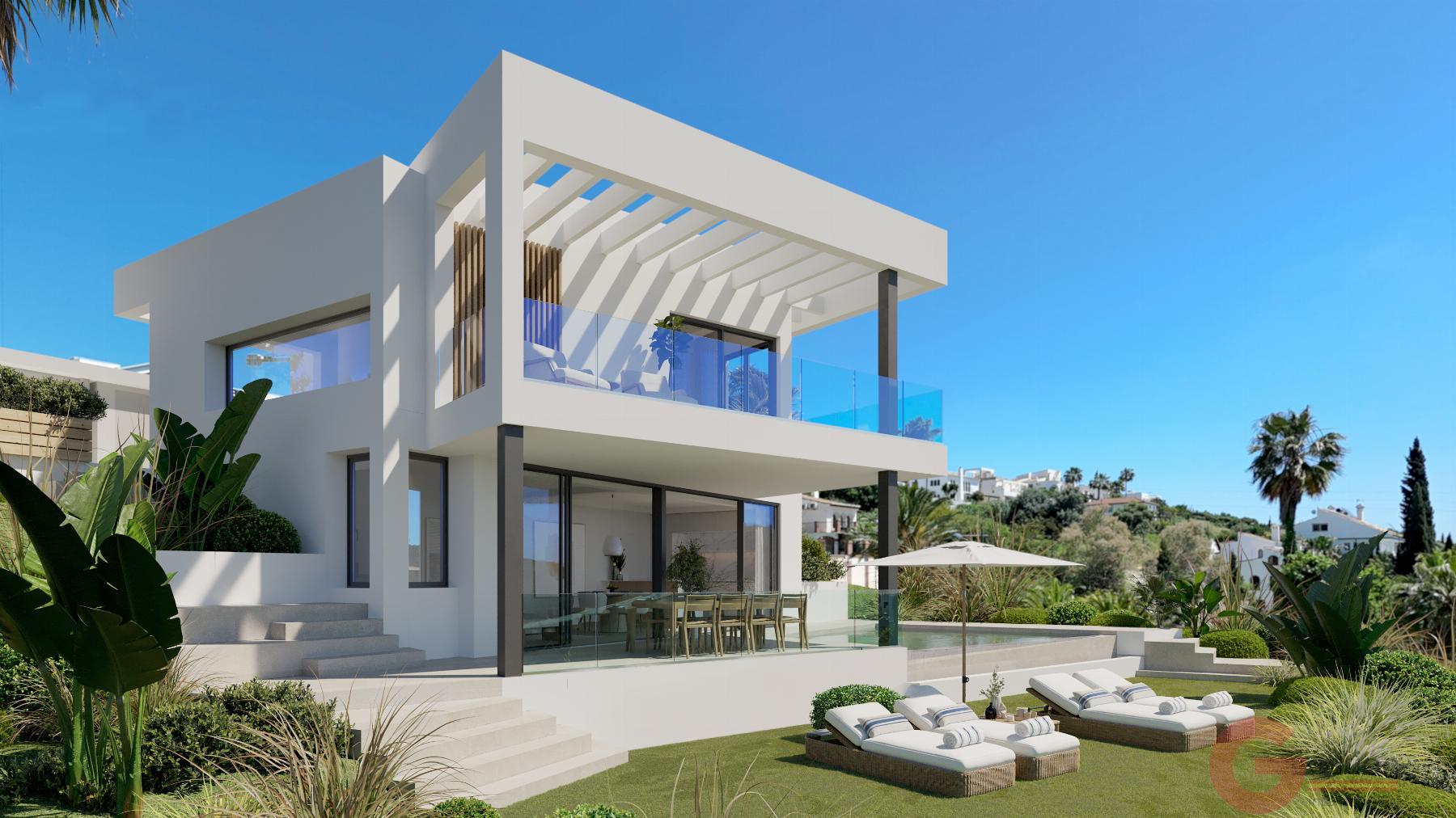 For sale of villa in Estepona