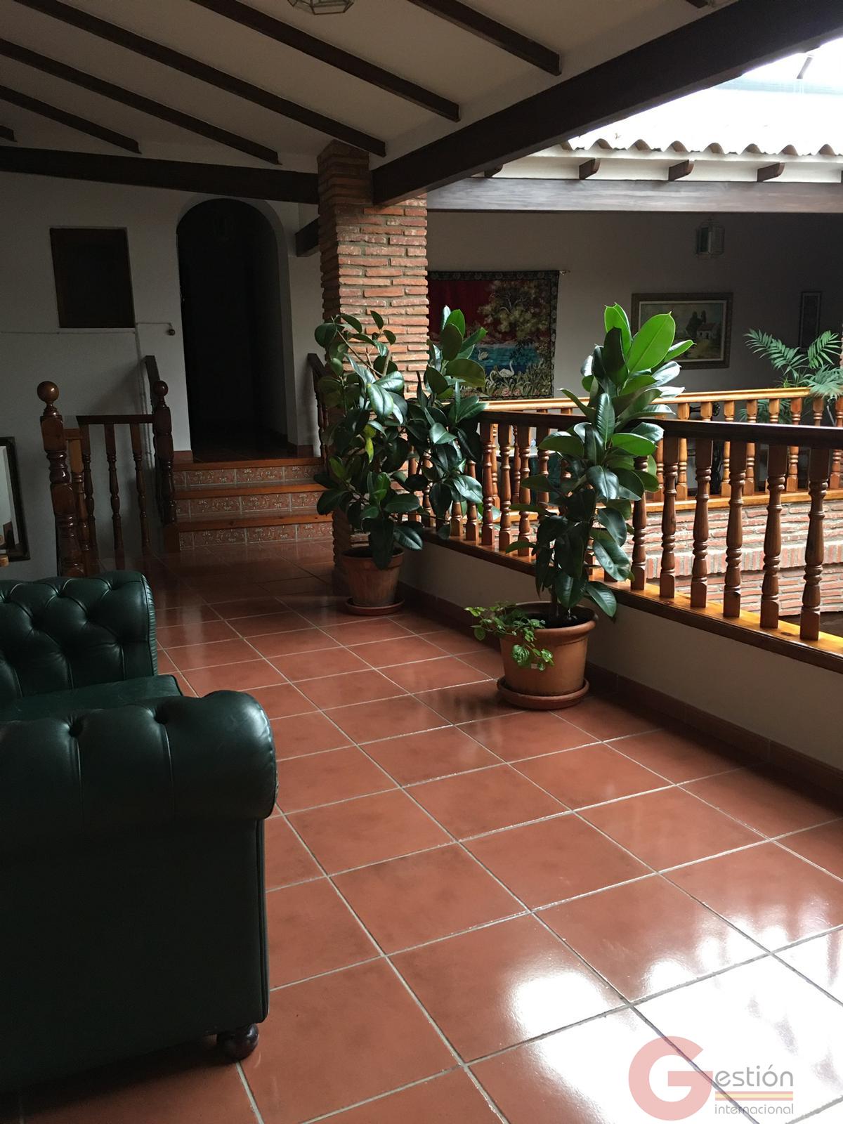 For sale of building in Guadix