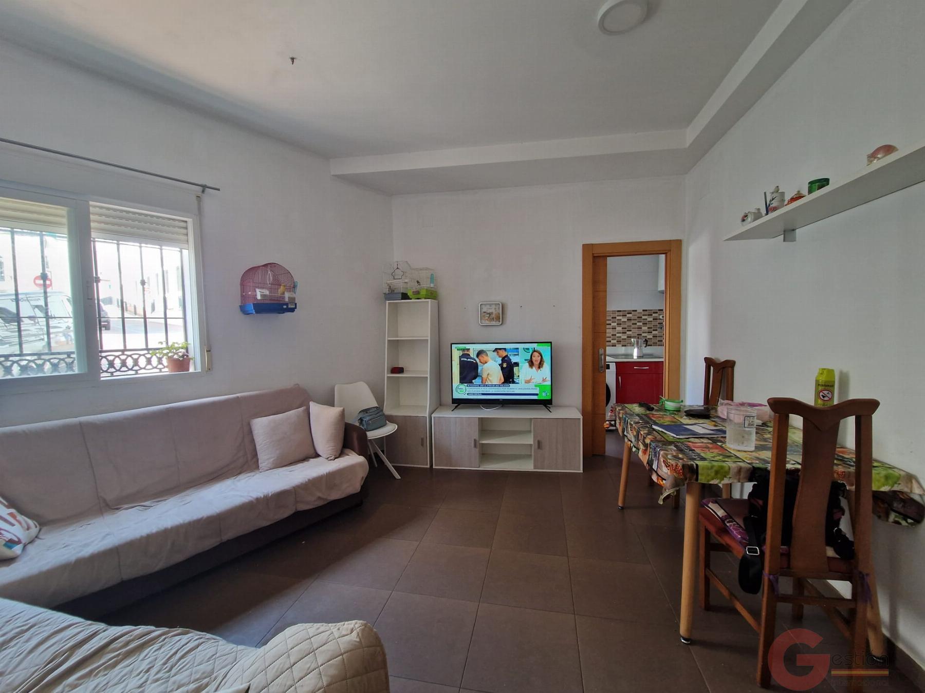 For sale of flat in Salobreña
