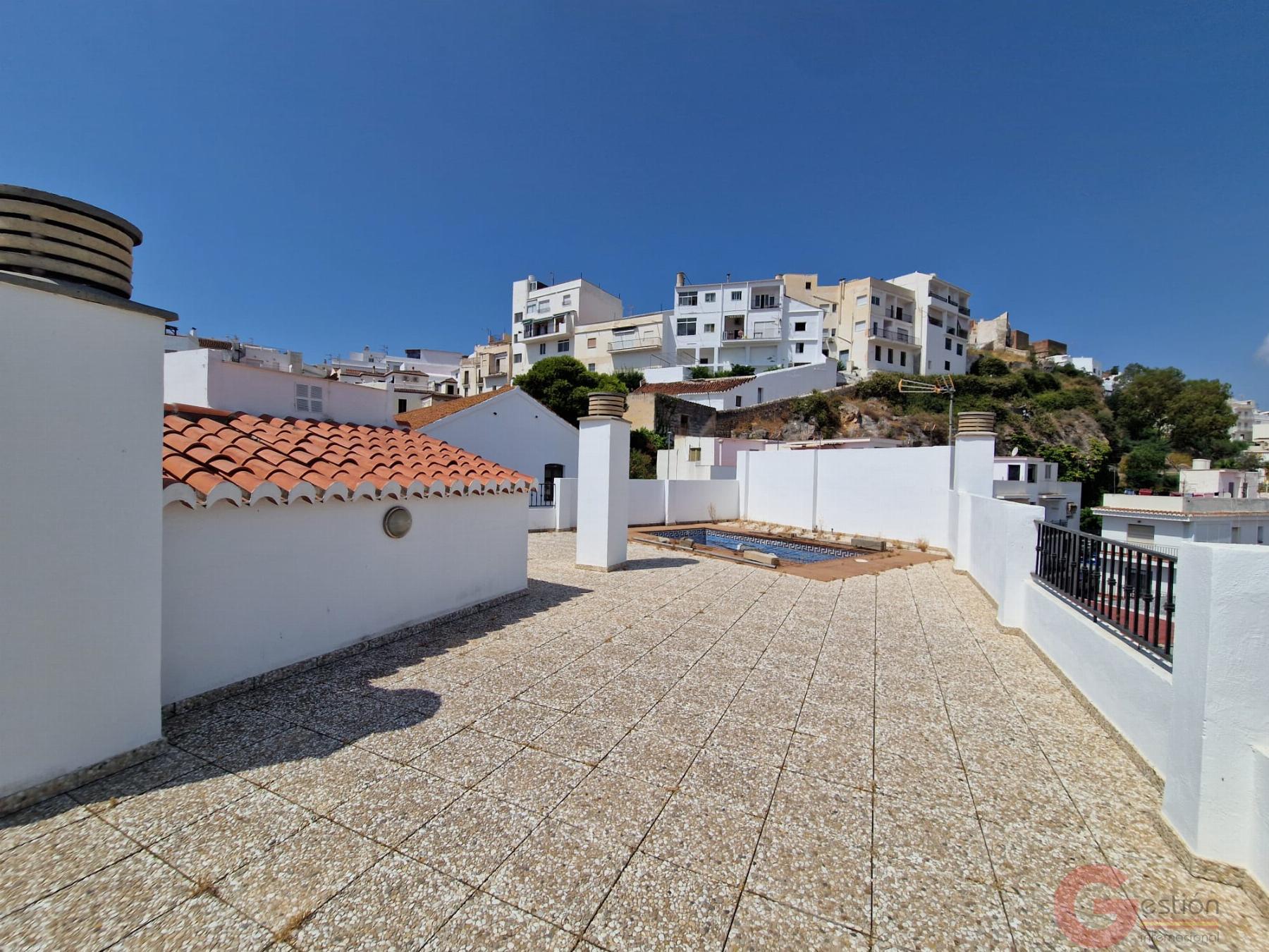 For sale of flat in Salobreña