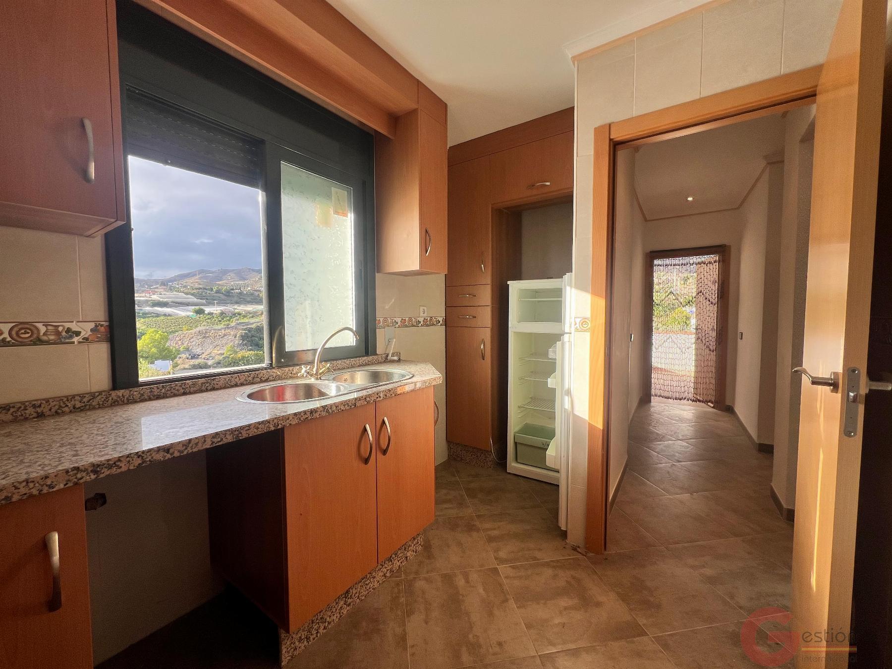 Venta de finca rústica en Molvízar