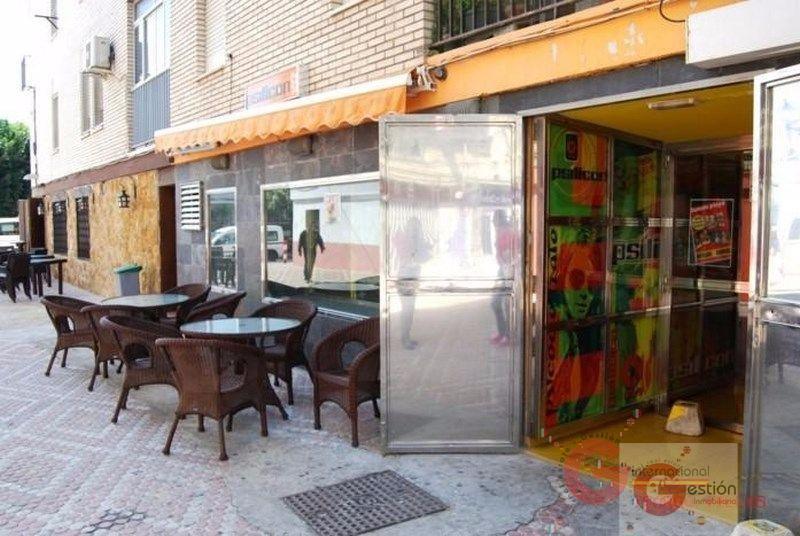 Venta de local comercial en Salobreña