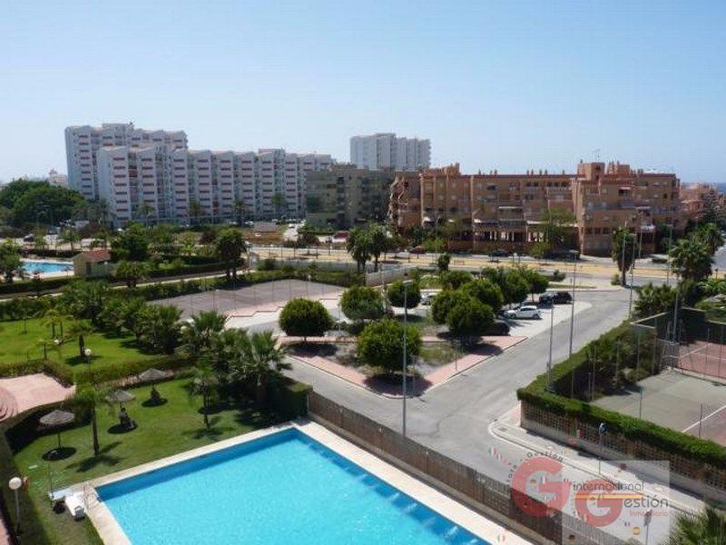 For sale of apartment in Salobreña