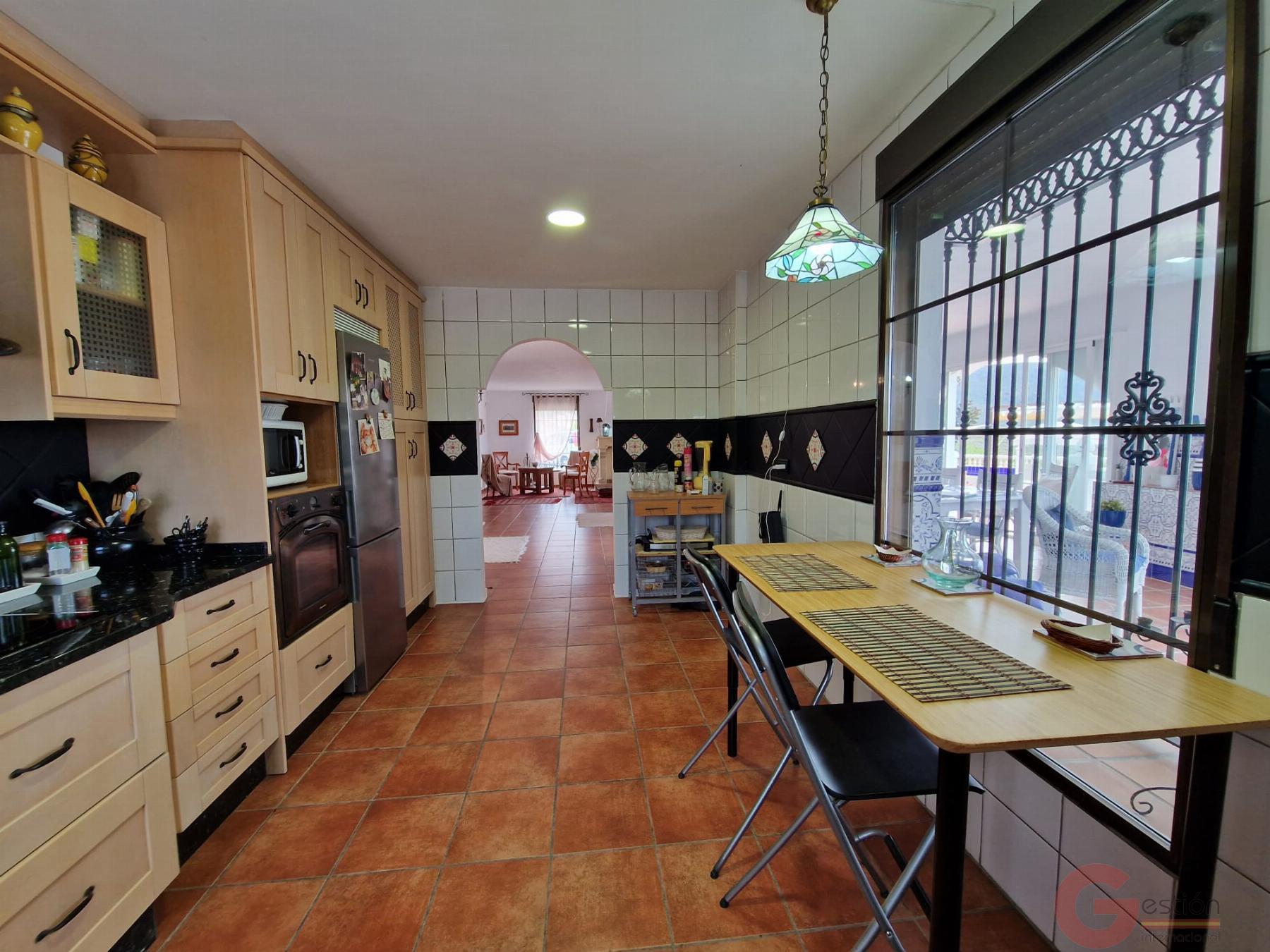 Venta de finca rústica en Molvízar