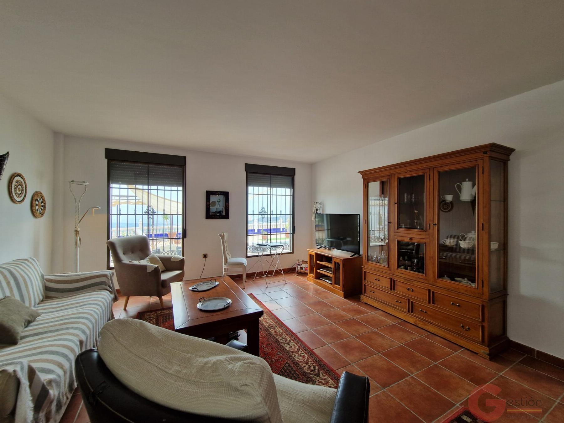 Venta de finca rústica en Molvízar