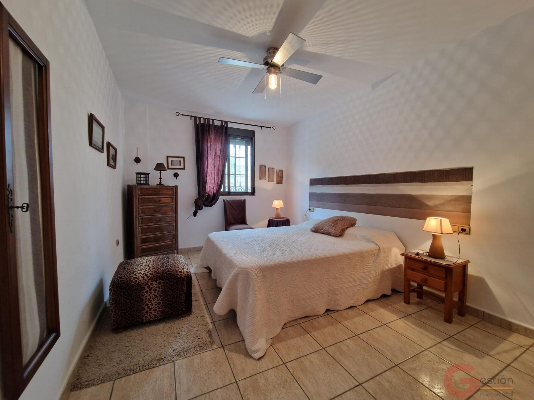 Venta de finca rústica en Molvízar