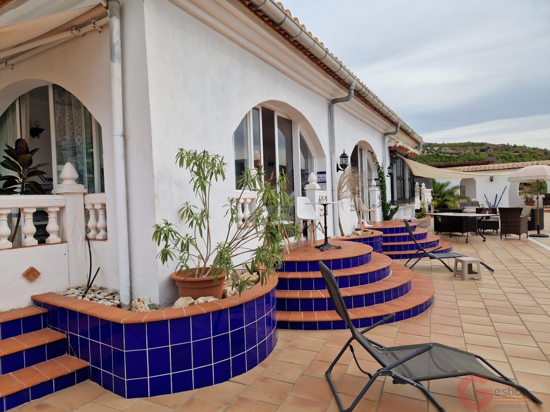 Venta de finca rústica en Molvízar