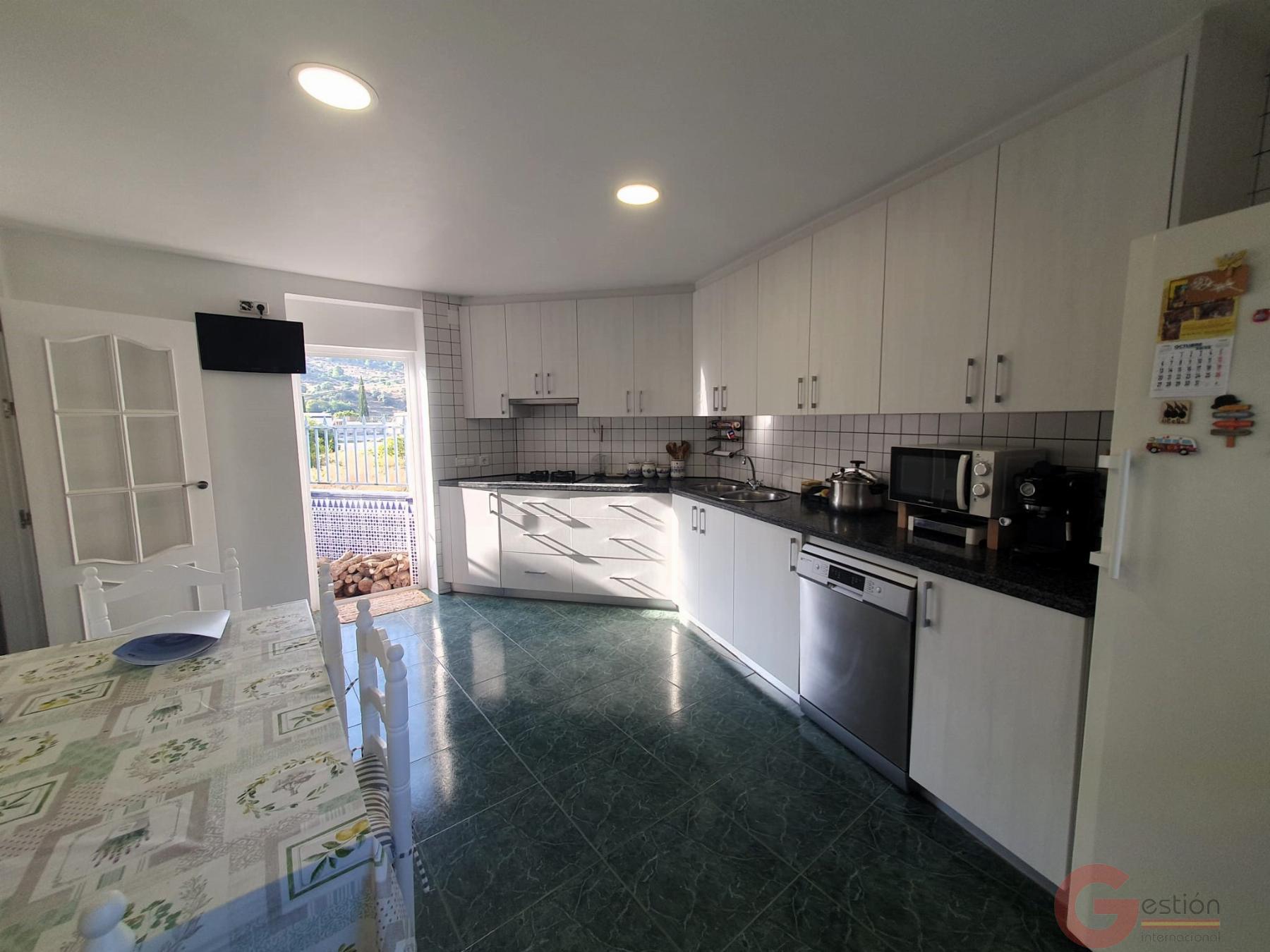 Venta de casa en Vélez de Benaudalla Venta de casa en Vélez de Benaudalla