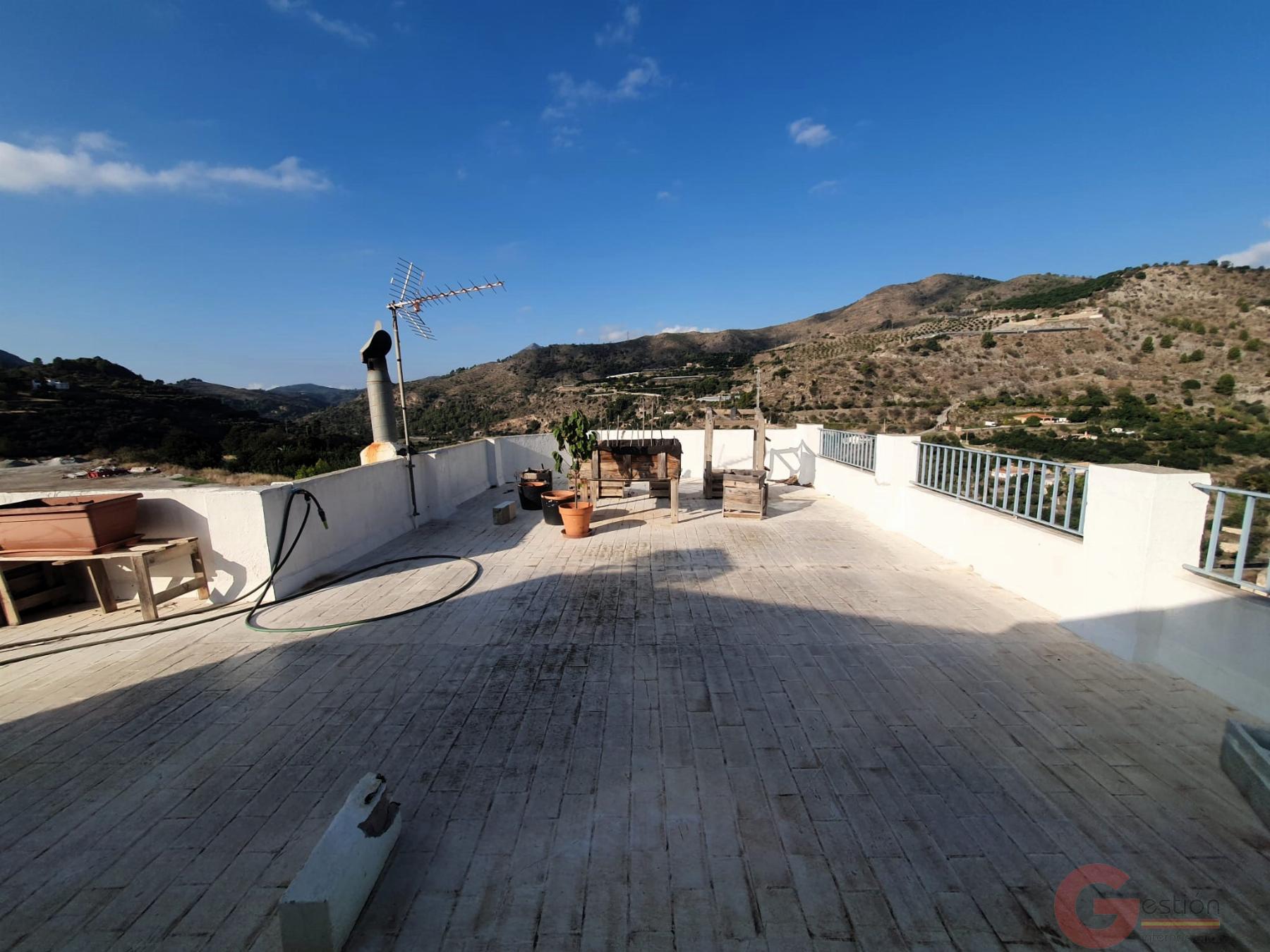 Venta de casa en Vélez de Benaudalla Venta de casa en Vélez de Benaudalla